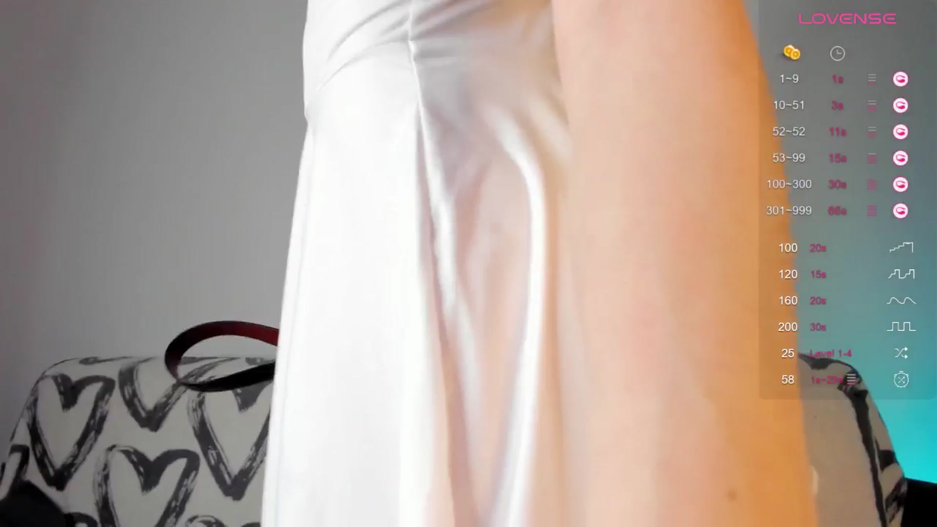 Gallery image thumbnail from pristine_edge's myfreecams stream on, 01/18/2026, 24:01 image 16 of 20