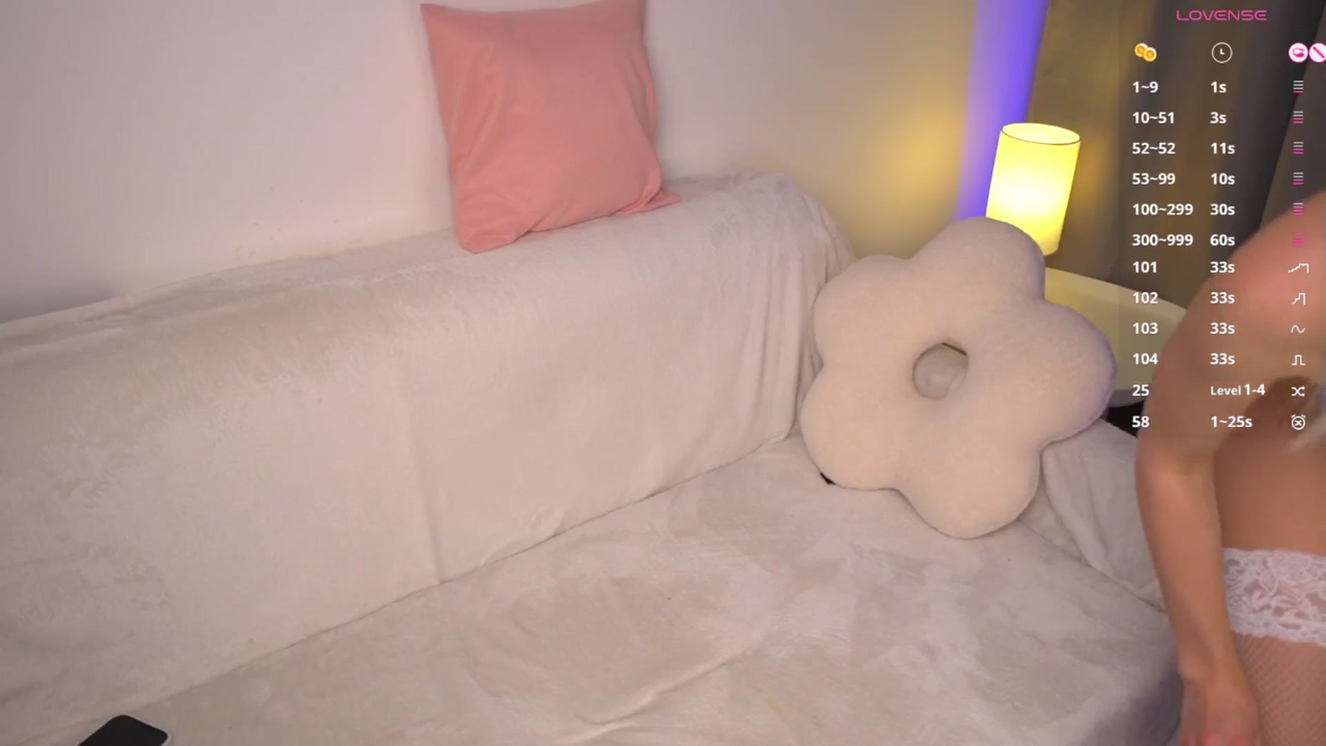 Gallery image thumbnail from pristine_edge's myfreecams stream on, 03/17/2026, 01:03 image 12 of 20