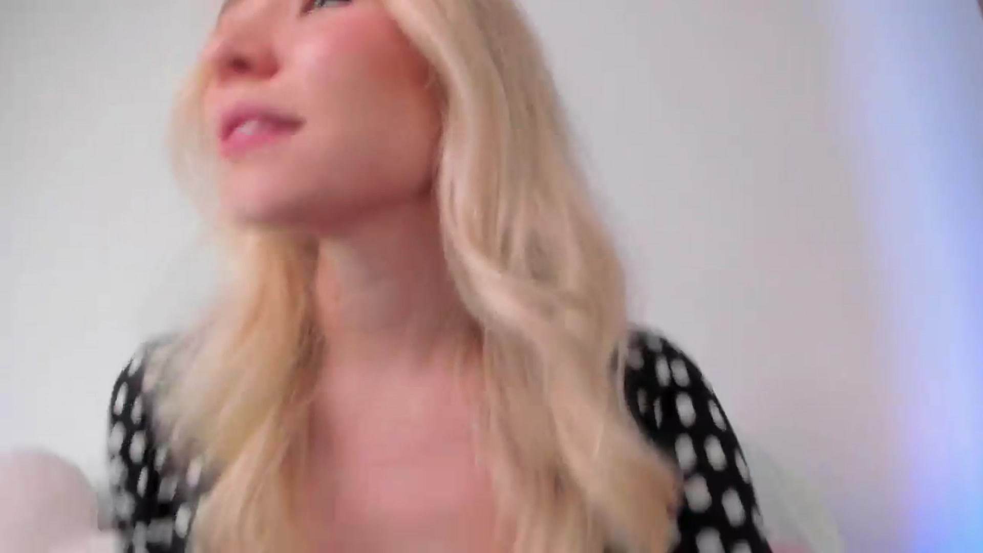 Gallery image thumbnail from pristine_edge's myfreecams stream on, 05/30/2026, 02:59 image 20 of 20