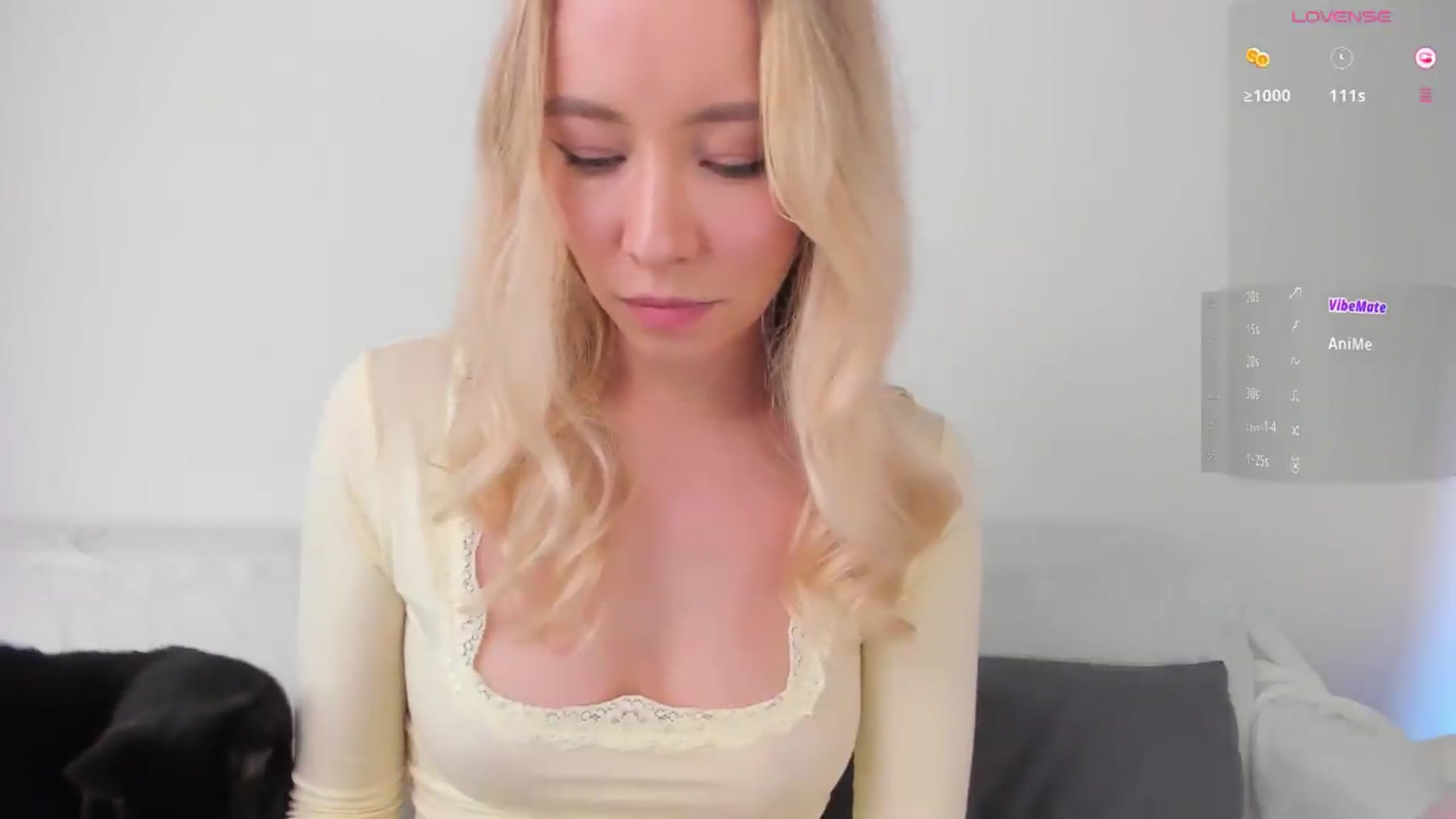 Gallery image thumbnail from pristine_edge's myfreecams stream on, 06/08/2026, 02:31 image 8 of 20