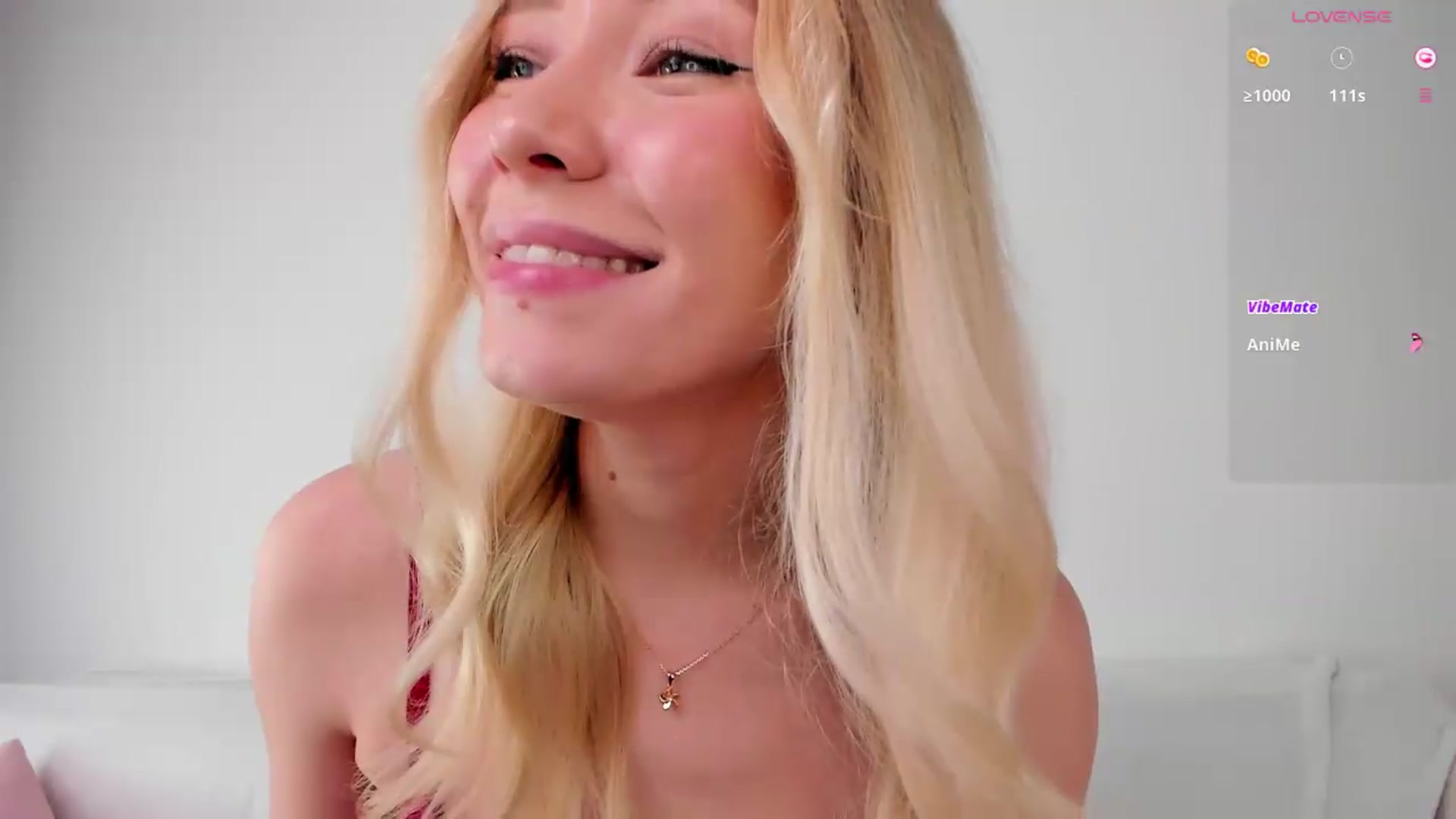 Gallery image thumbnail from pristine_edge's myfreecams stream on, 06/19/2026, 01:21 image 12 of 20