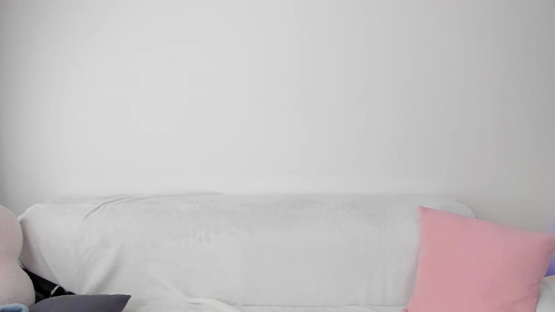 Gallery image thumbnail from pristine_edge's myfreecams stream on, 06/21/2026, 24:00 image 13 of 20
