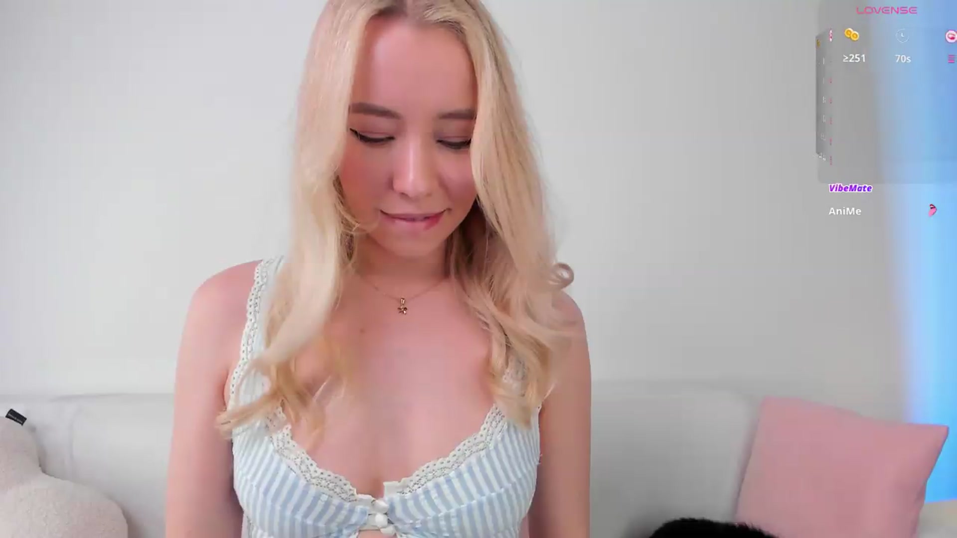 Gallery image thumbnail from pristine_edge's myfreecams stream on, 07/07/2026, 05:06 image 4 of 20