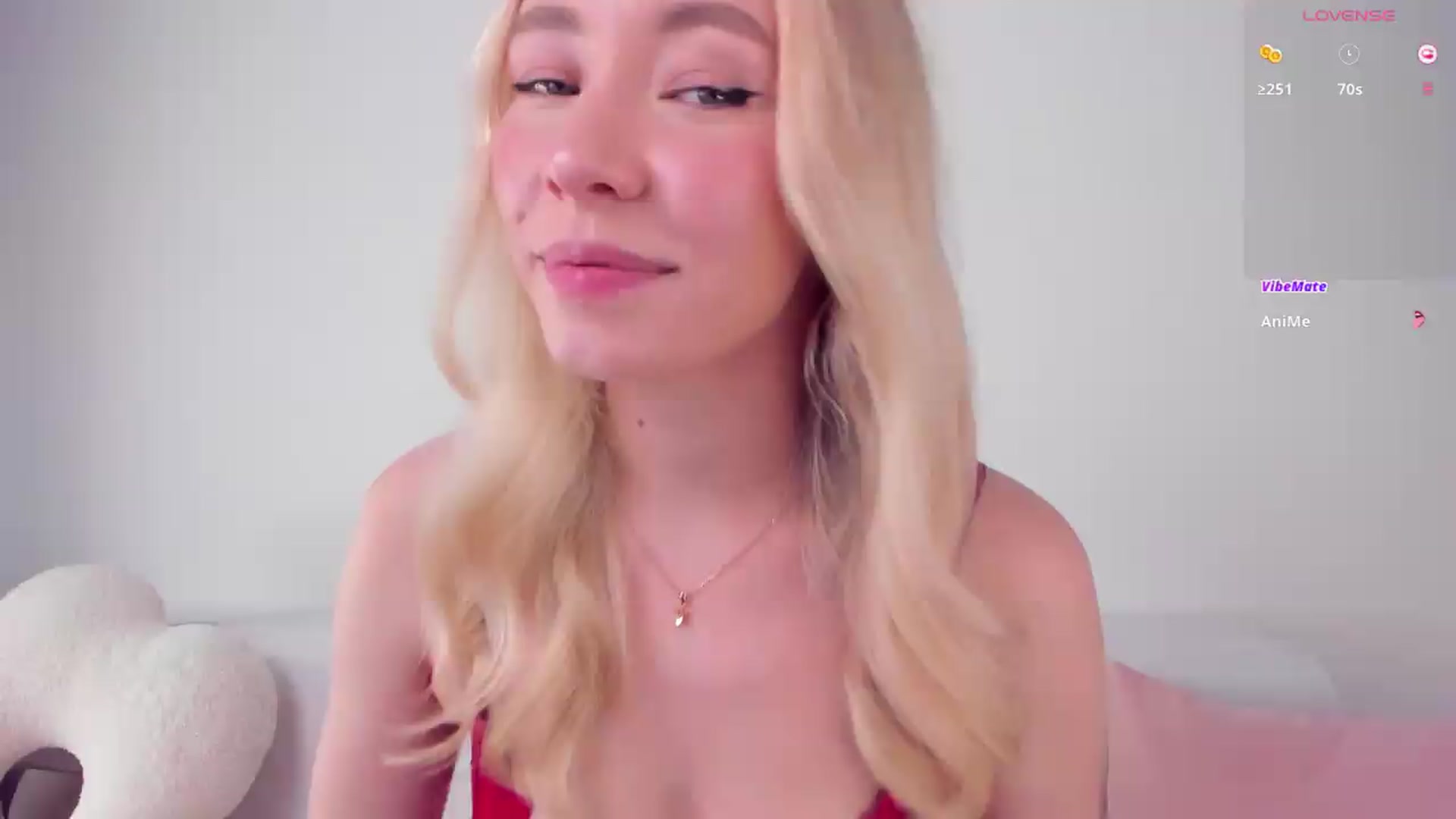 Gallery image thumbnail from pristine_edge's myfreecams stream on, 07/09/2026, 24:37 image 9 of 20