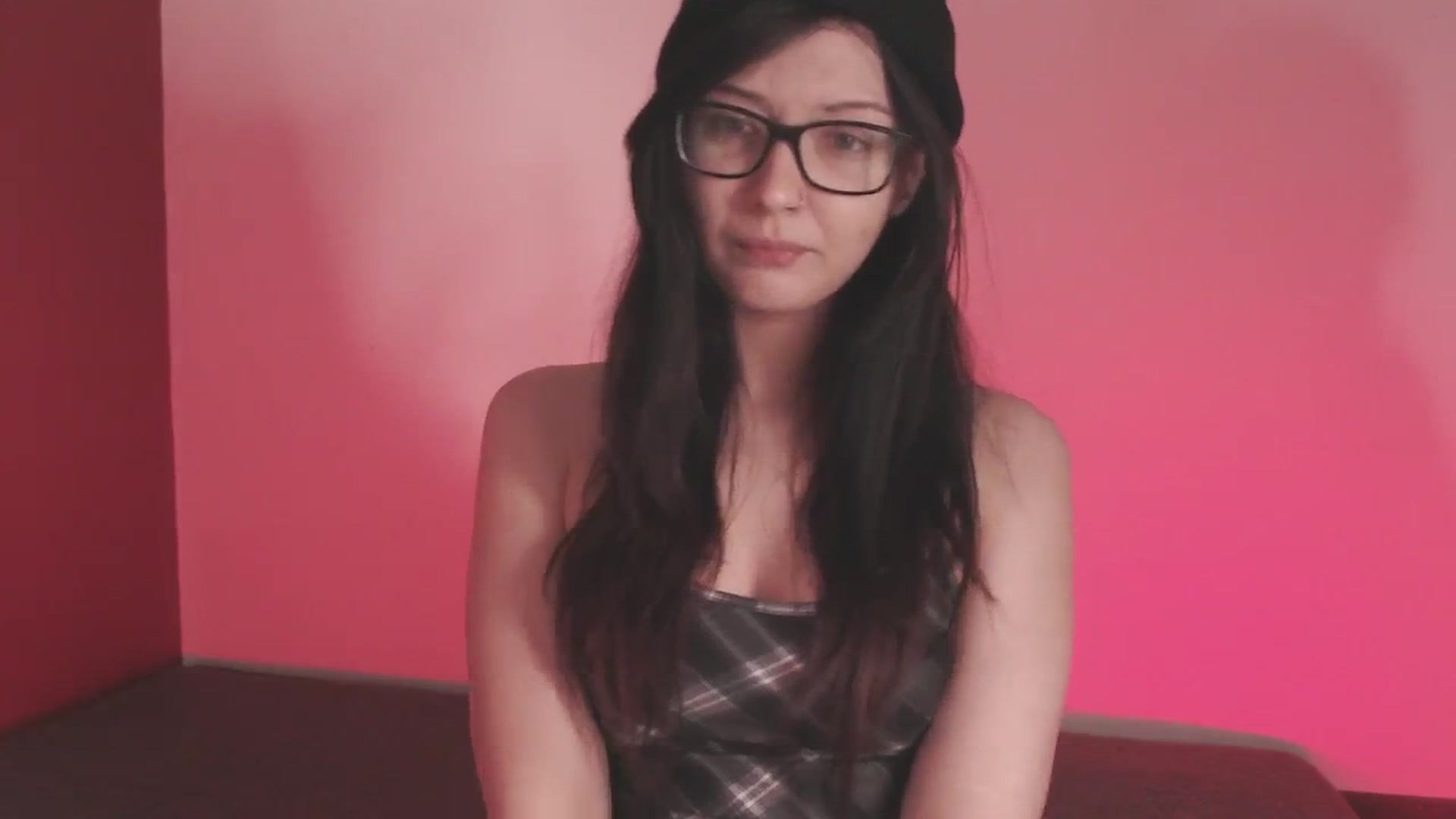 Gallery image thumbnail from prune's myfreecams stream on, 06/05/2025, 02:06 image 6 of 20