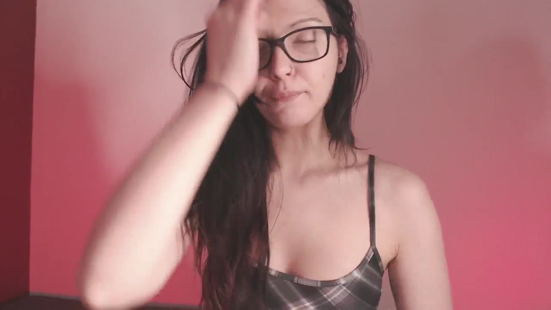 Gallery image thumbnail from prune's myfreecams stream on, 06/05/2025, 02:06 image 18 of 20