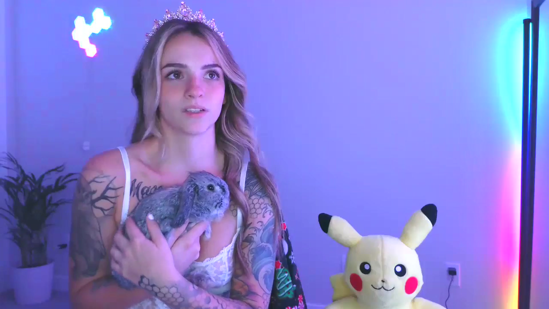 Gallery image thumbnail from puddinbunz69's myfreecams stream on, 05/01/2024, 24:42 image 10 of 20