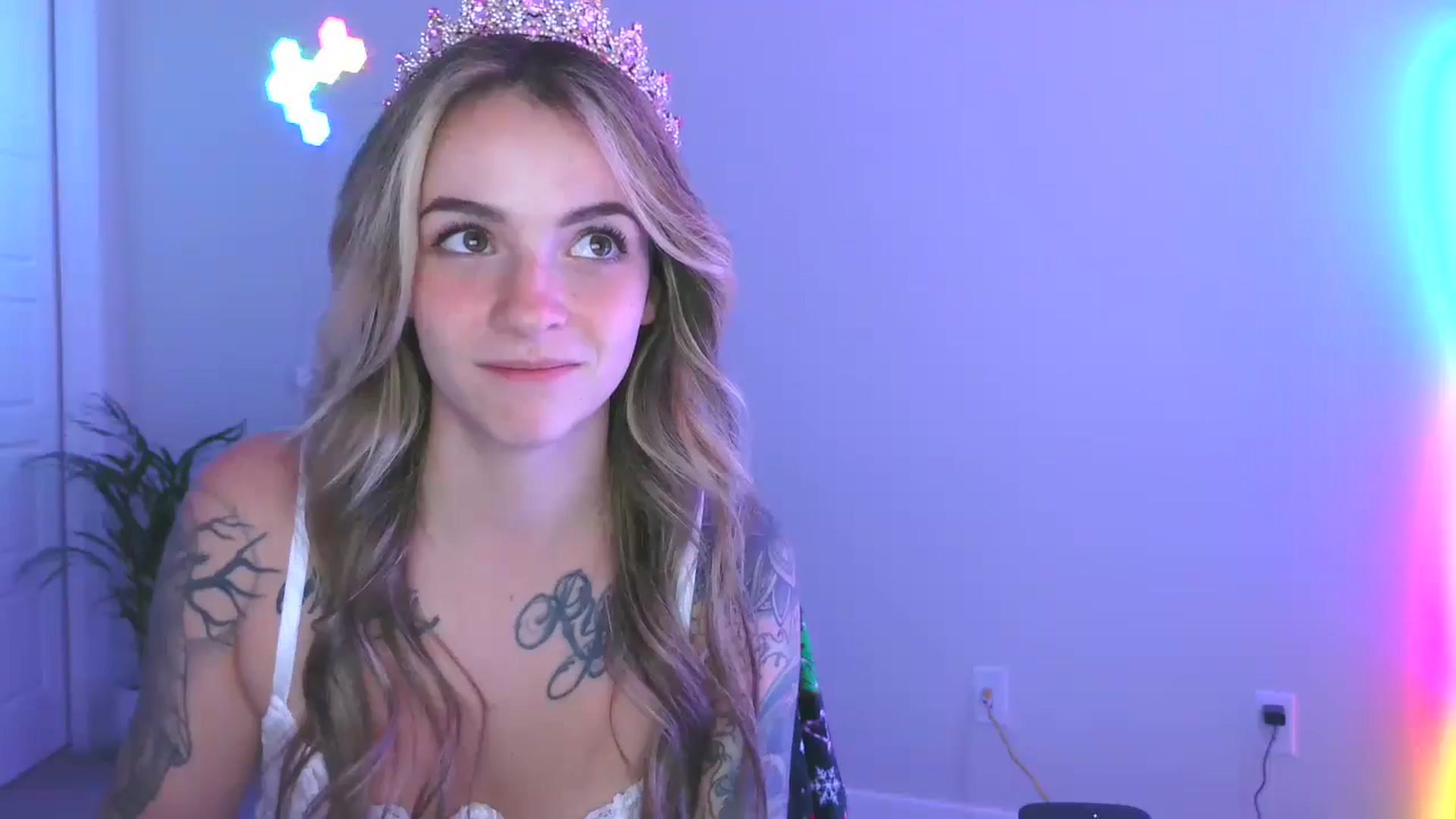 Gallery image thumbnail from puddinbunz69's myfreecams stream on, 05/01/2024, 24:42 image 16 of 20