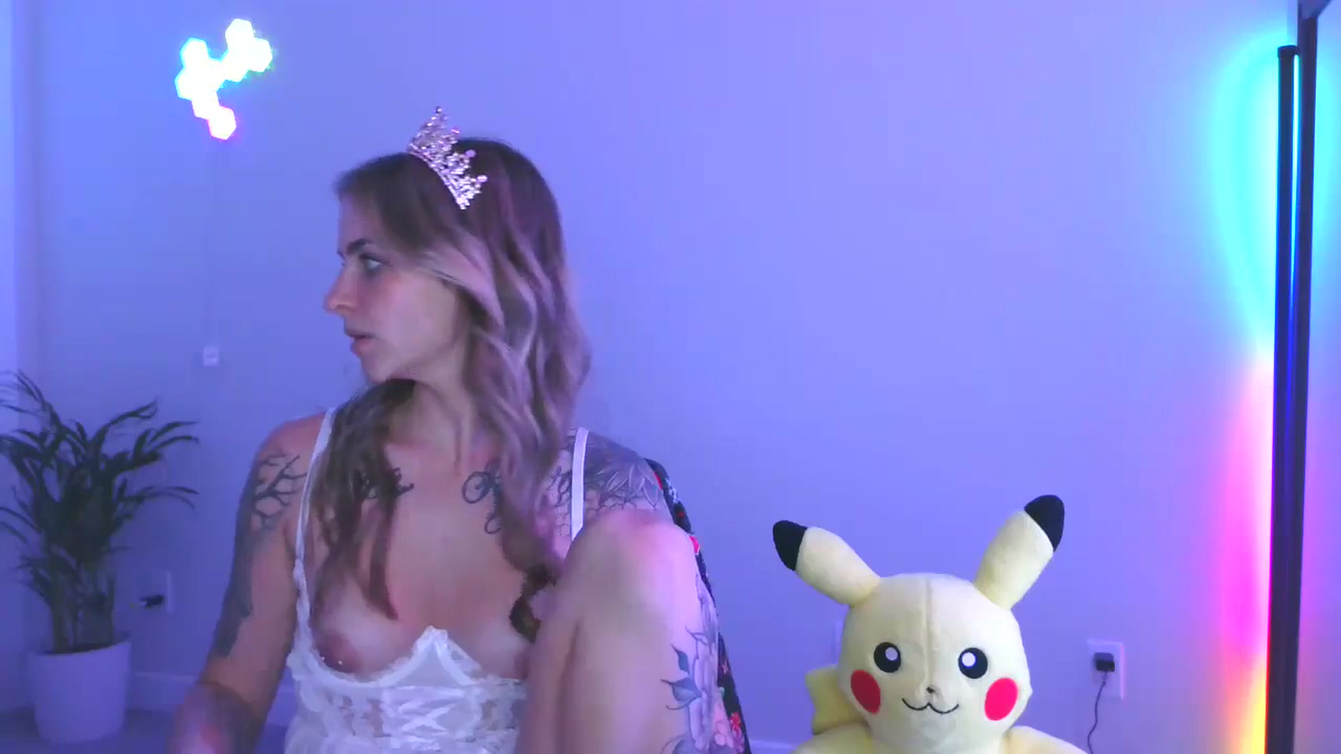 Gallery image thumbnail from puddinbunz69's myfreecams stream on, 05/01/2024, 24:42 image 9 of 20