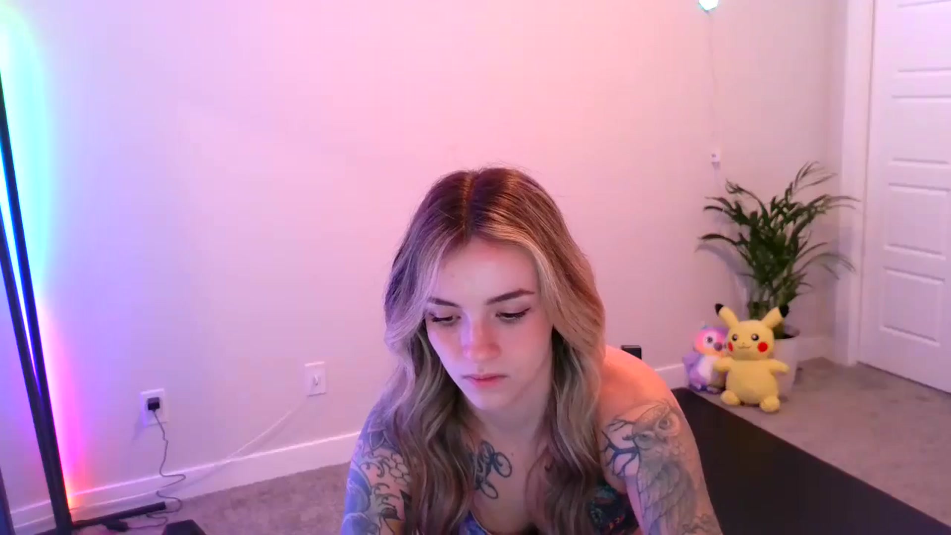 Gallery image thumbnail from puddinbunz69's myfreecams stream on, 05/02/2024, 20:52 image 13 of 20