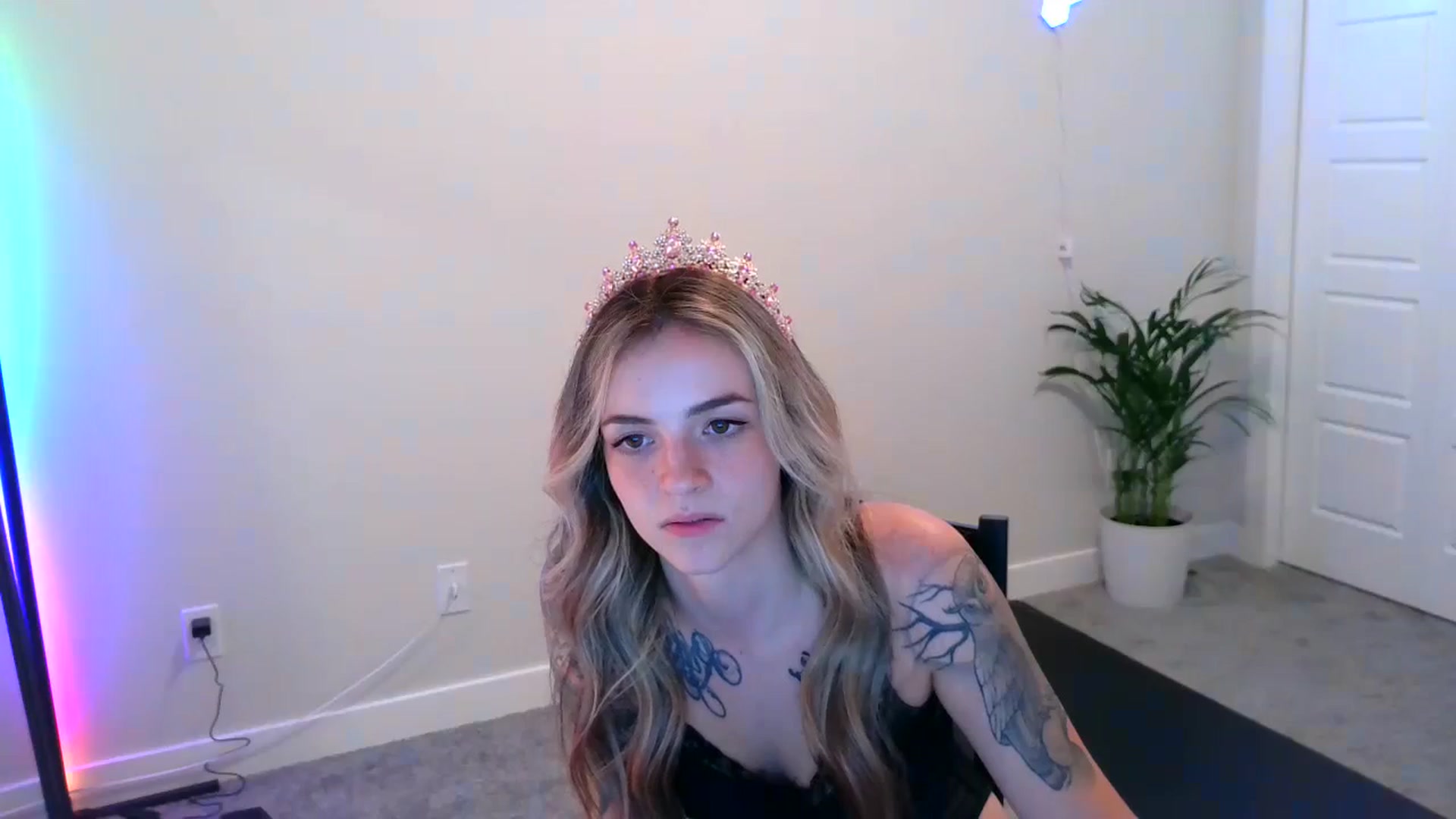 Gallery image thumbnail from puddinbunz69's myfreecams stream on, 05/03/2024, 24:21 image 15 of 20