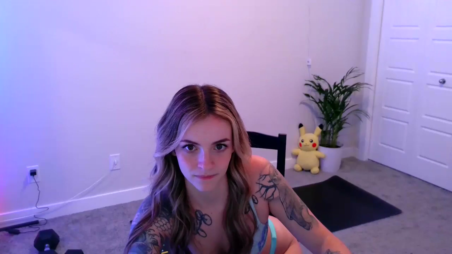 Gallery image thumbnail from puddinbunz69's myfreecams stream on, 05/03/2024, 01:47 image 12 of 20