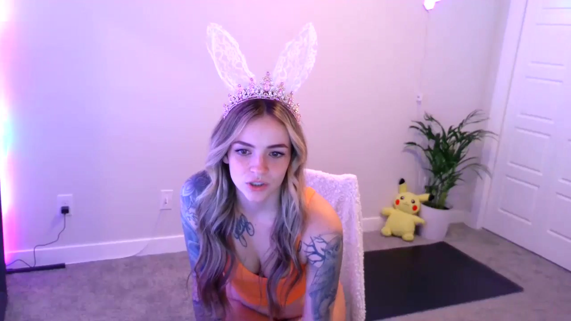 Gallery image thumbnail from puddinbunz69's myfreecams stream on, 05/03/2024, 23:30 image 5 of 20