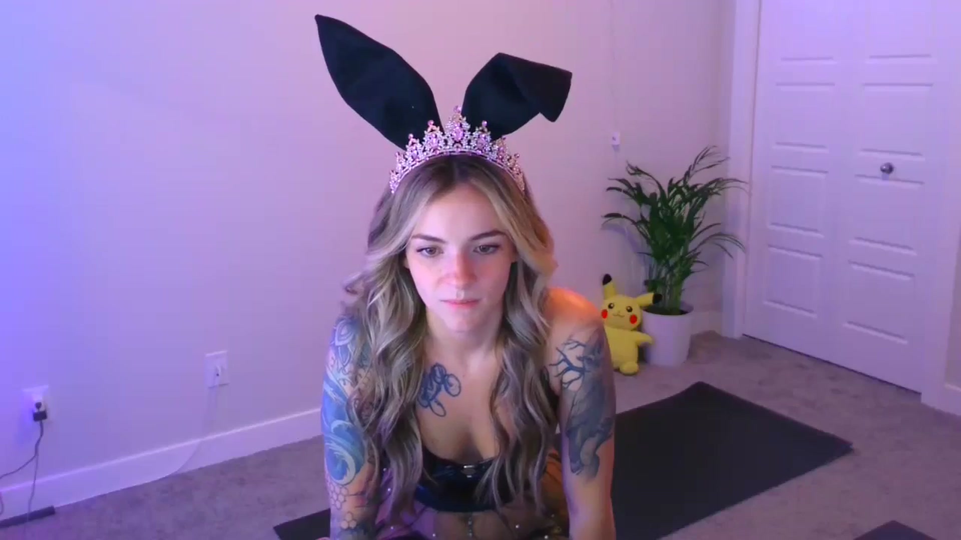 Gallery image thumbnail from puddinbunz69's myfreecams stream on, 05/04/2024, 23:41 image 9 of 20