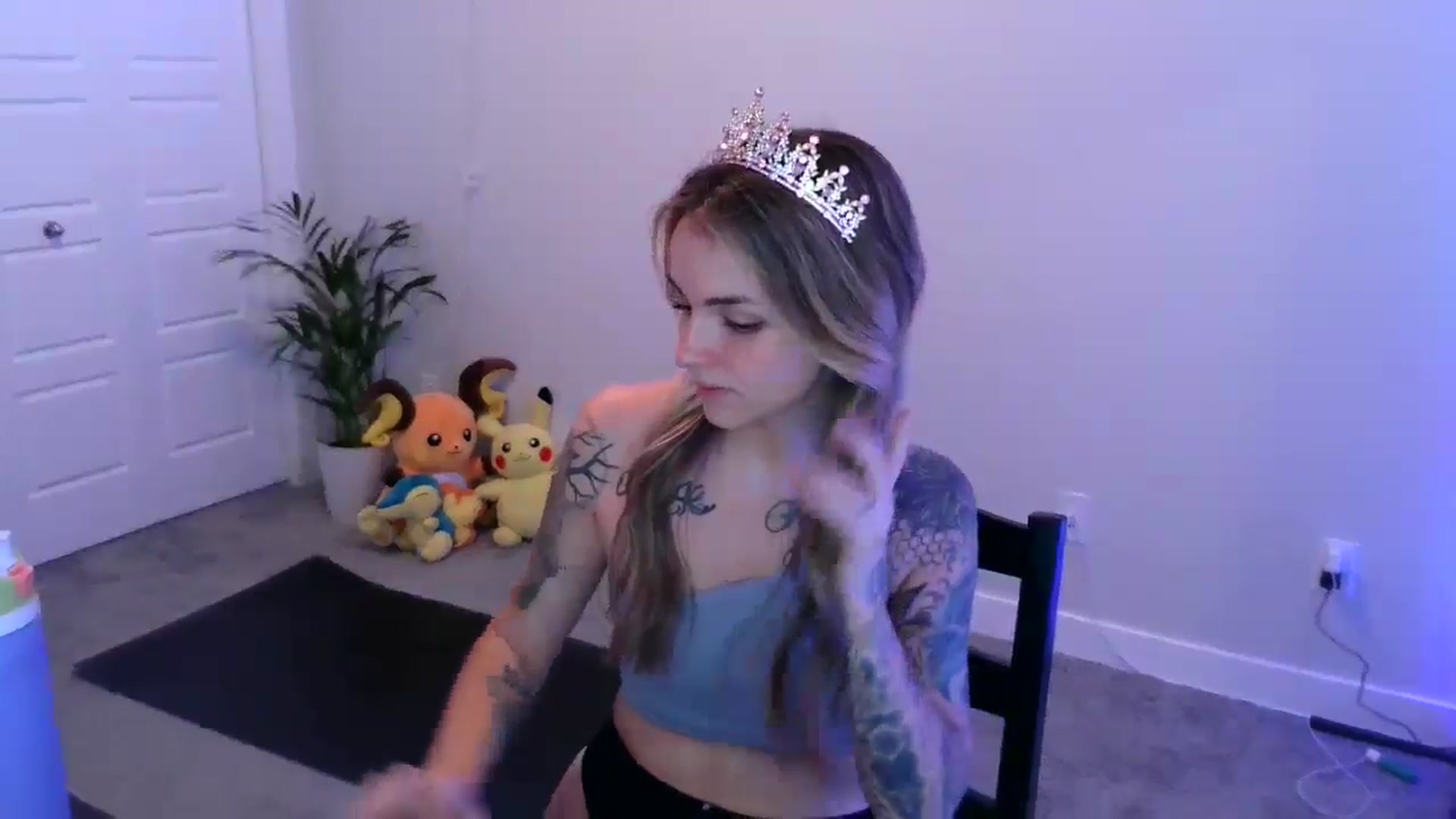 Gallery image thumbnail from puddinbunz69's myfreecams stream on, 05/06/2024, 04:13 image 12 of 20