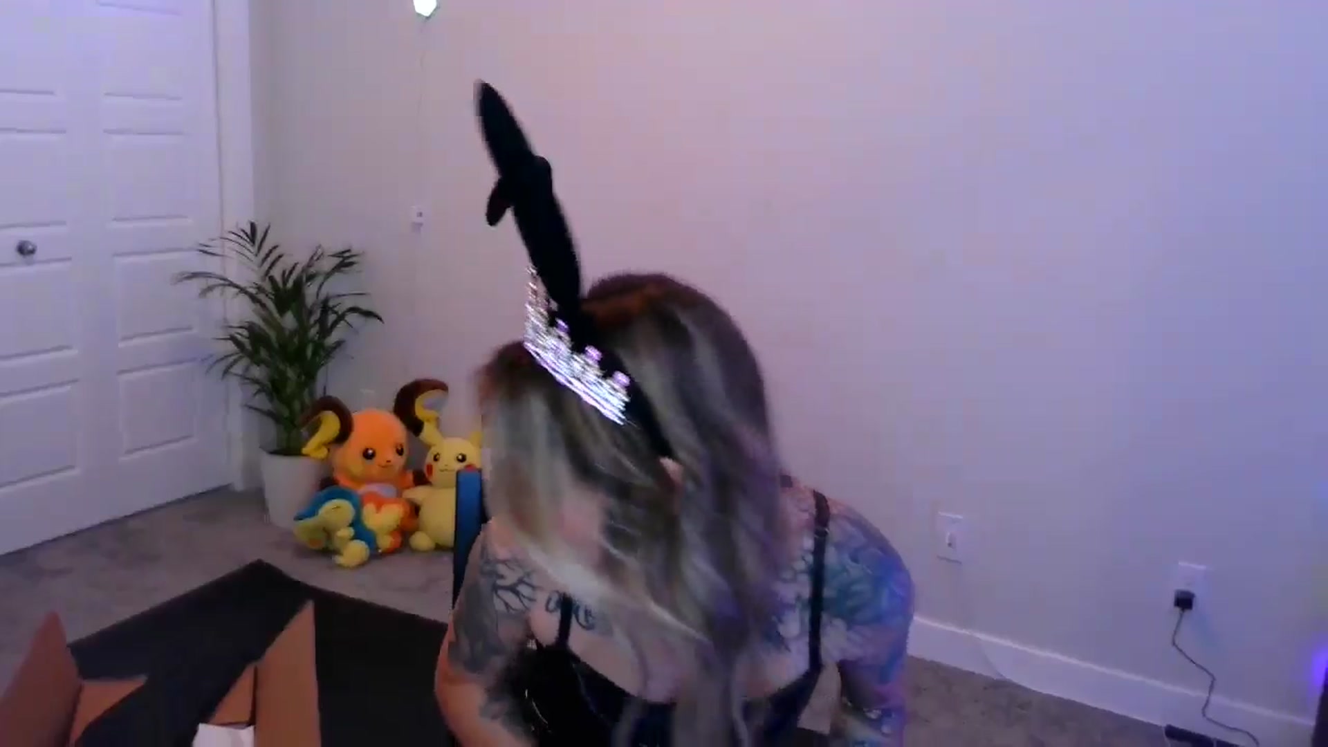 Gallery image thumbnail from puddinbunz69's myfreecams stream on, 05/07/2024, 24:48 image 6 of 20