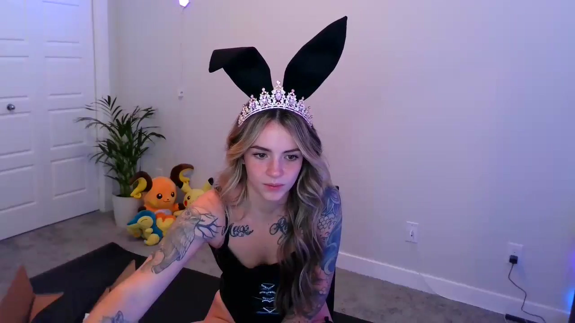 Gallery image thumbnail from puddinbunz69's myfreecams stream on, 05/07/2024, 24:48 image 5 of 20