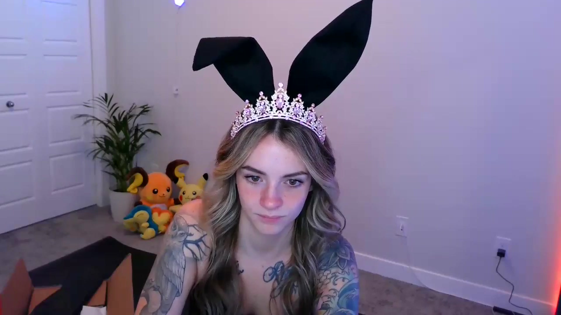 Gallery image thumbnail from puddinbunz69's myfreecams stream on, 05/07/2024, 24:48 image 17 of 20