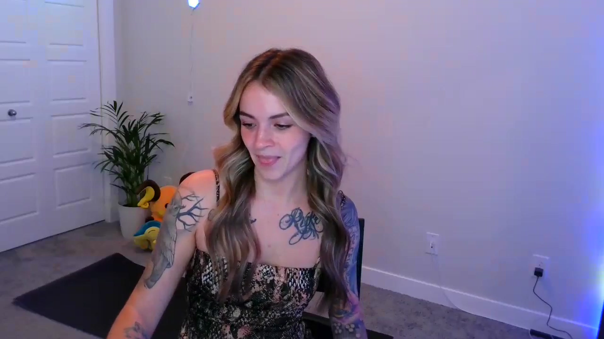 Gallery image thumbnail from puddinbunz69's myfreecams stream on, 05/07/2024, 04:52 image 3 of 20
