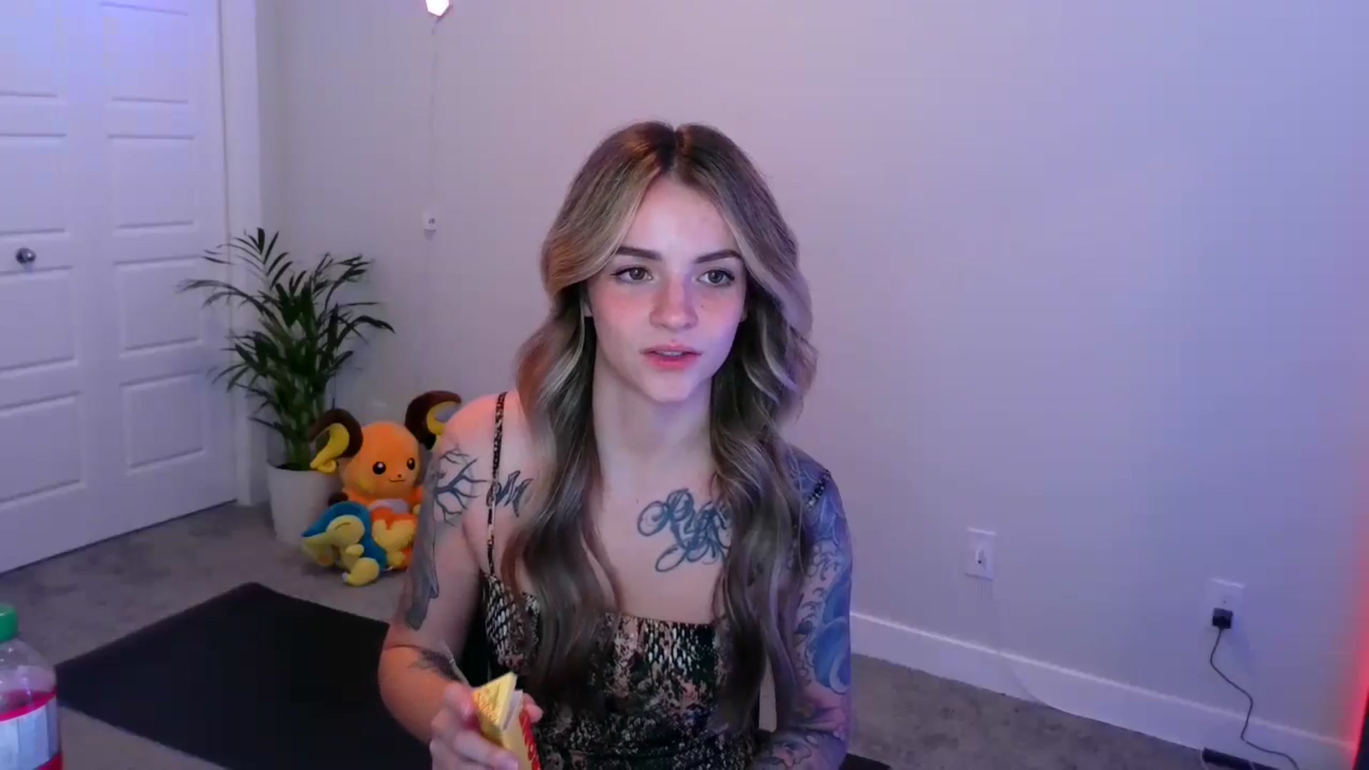 Gallery image thumbnail from puddinbunz69's myfreecams stream on, 05/07/2024, 04:52 image 6 of 20