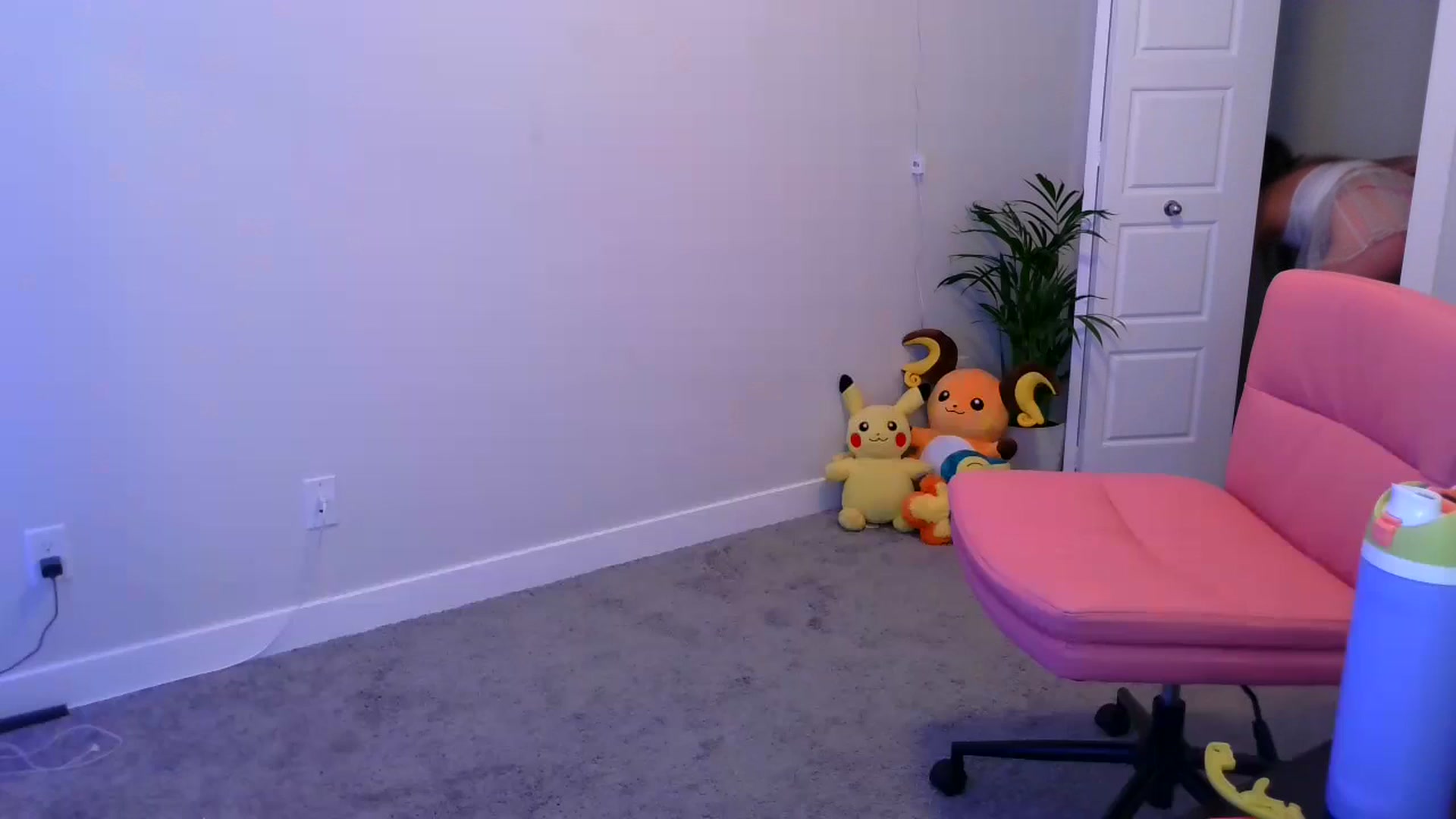 Gallery image thumbnail from puddinbunz69's myfreecams stream on, 05/08/2024, 06:13 image 13 of 20
