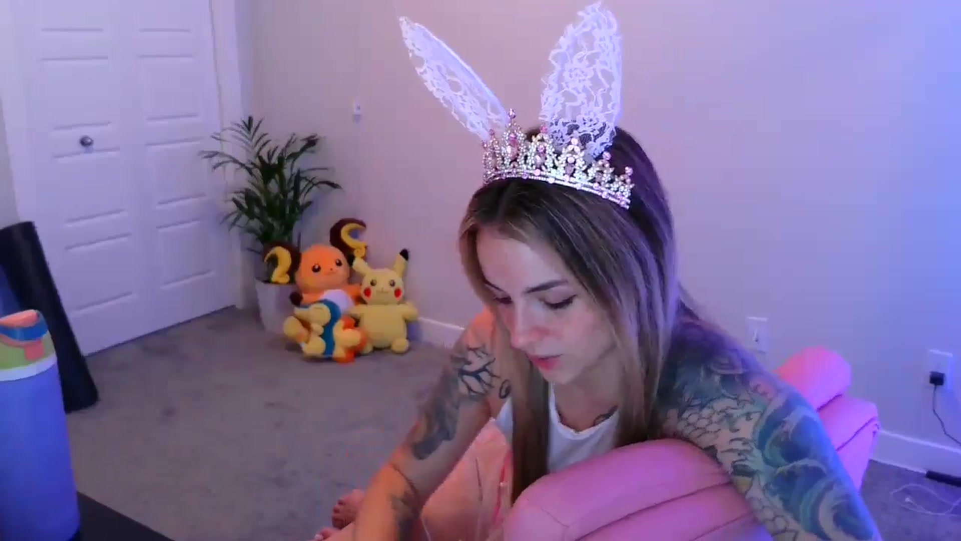 Gallery image thumbnail from puddinbunz69's myfreecams stream on, 05/08/2024, 07:13 image 2 of 20