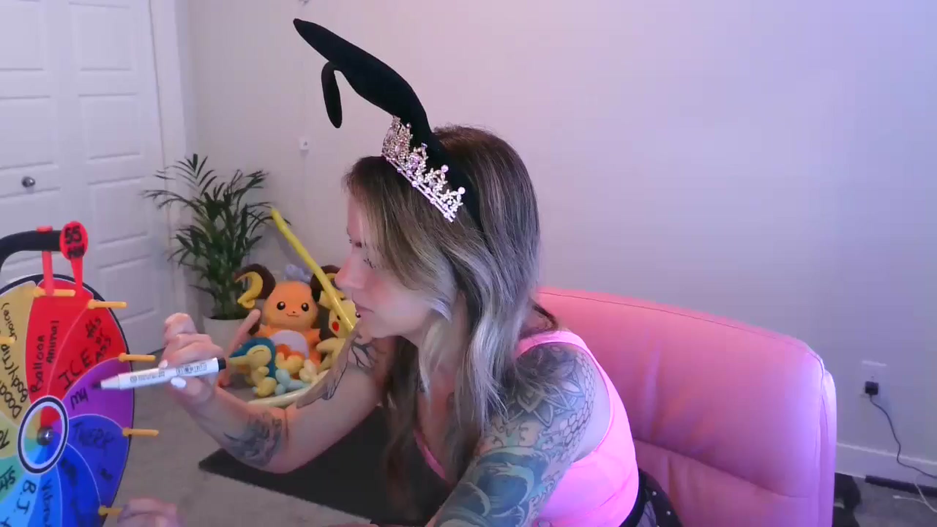 Gallery image thumbnail from puddinbunz69's myfreecams stream on, 05/13/2024, 01:12 image 2 of 20