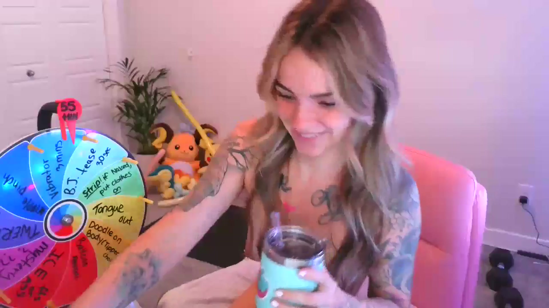 Gallery image thumbnail from puddinbunz69's myfreecams stream on, 05/13/2024, 01:12 image 4 of 20
