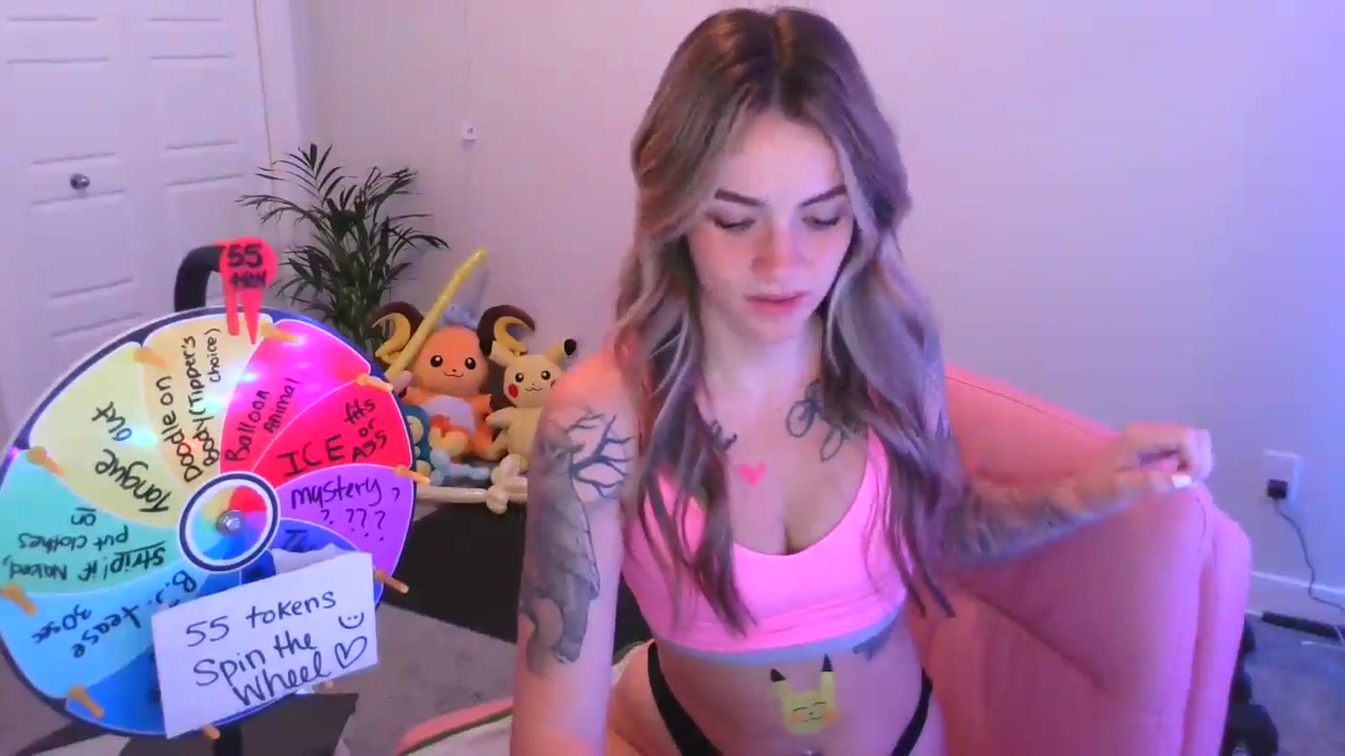 Gallery image thumbnail from puddinbunz69's myfreecams stream on, 05/13/2024, 01:12 image 7 of 20