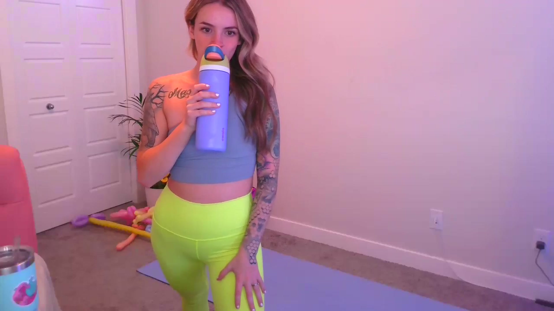 Gallery image thumbnail from puddinbunz69's myfreecams stream on, 05/14/2024, 22:43 image 9 of 20