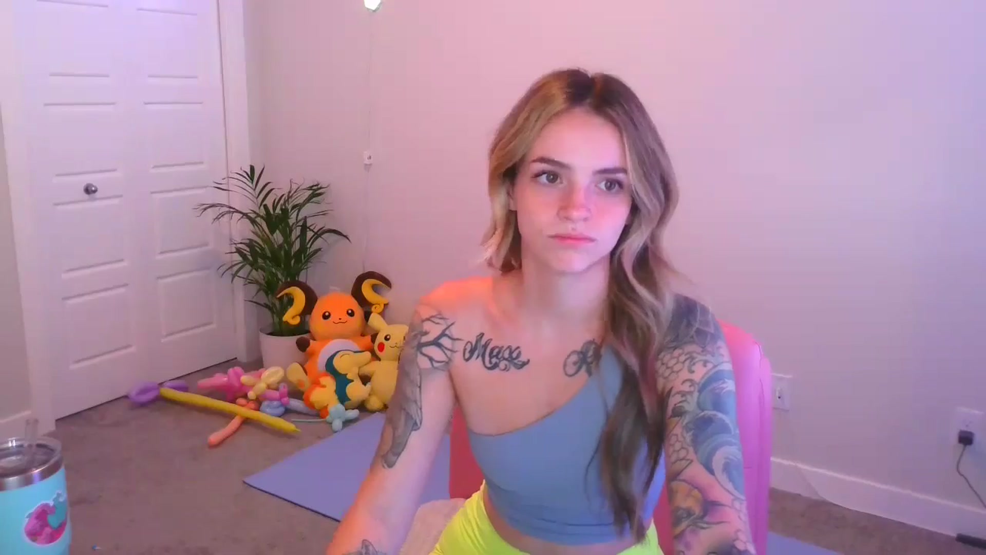 Gallery image thumbnail from puddinbunz69's myfreecams stream on, 05/14/2024, 23:17 image 18 of 20