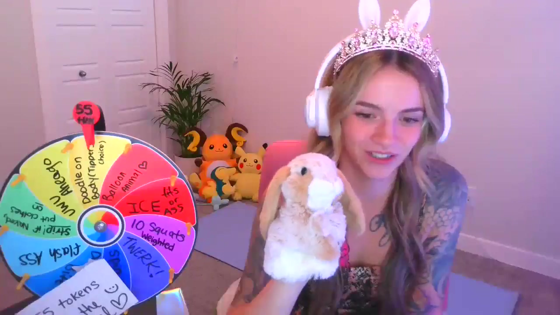 Gallery image thumbnail from puddinbunz69's myfreecams stream on, 05/15/2024, 04:32 image 5 of 20