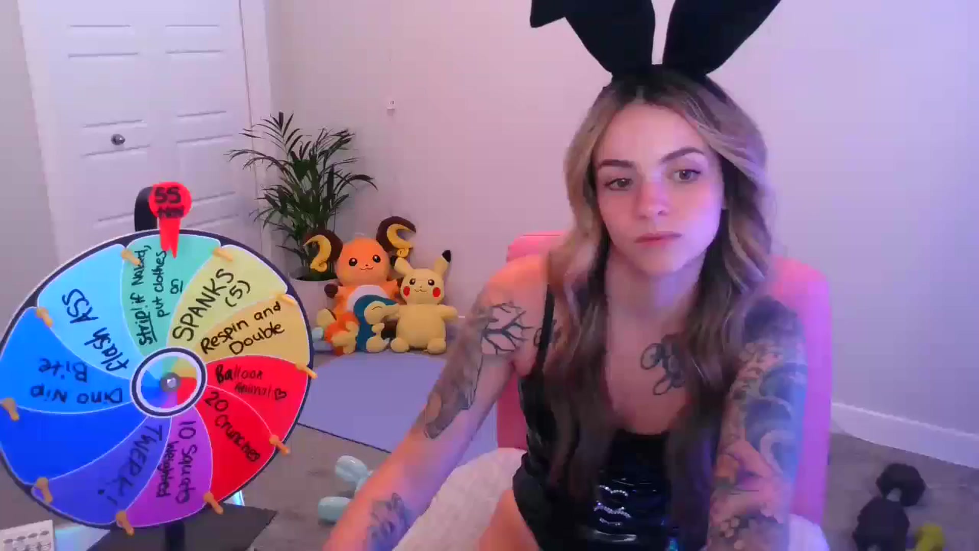 Gallery image thumbnail from puddinbunz69's myfreecams stream on, 05/16/2024, 01:28 image 17 of 20