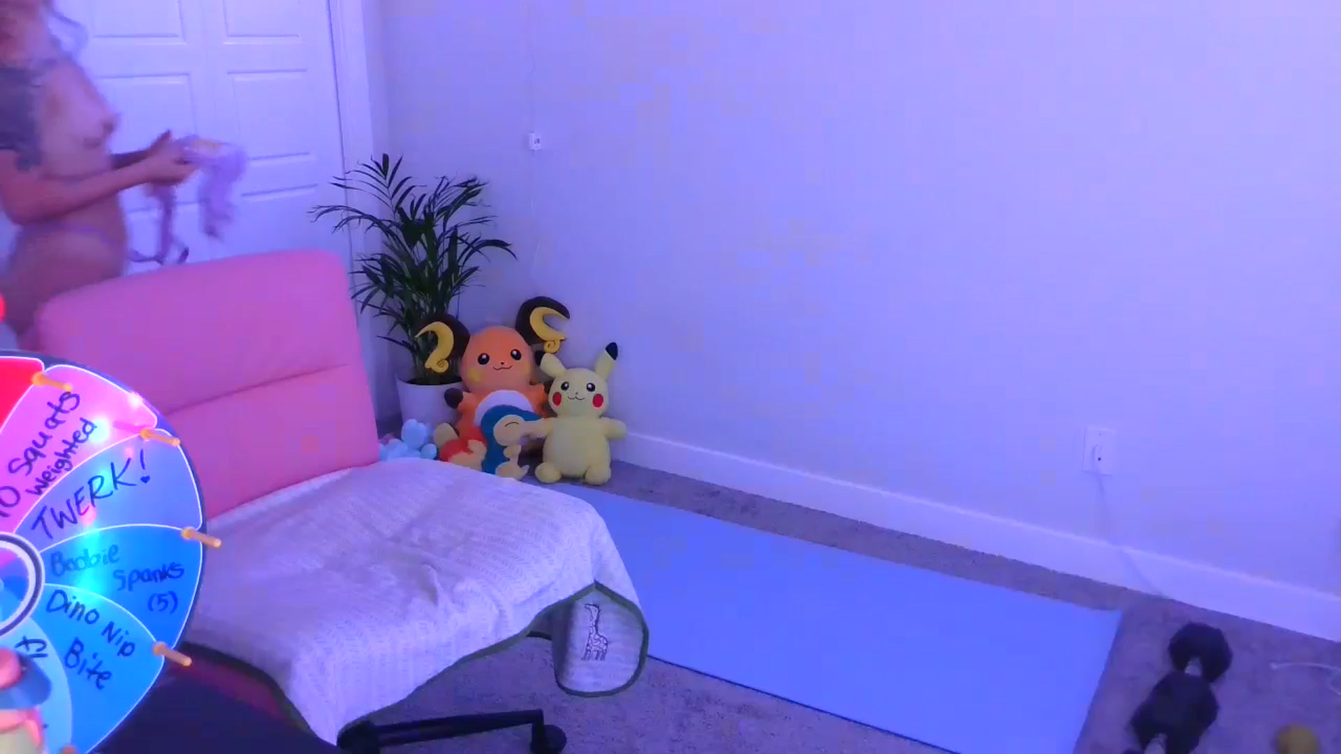 Gallery image thumbnail from puddinbunz69's myfreecams stream on, 05/16/2024, 04:30 image 8 of 20