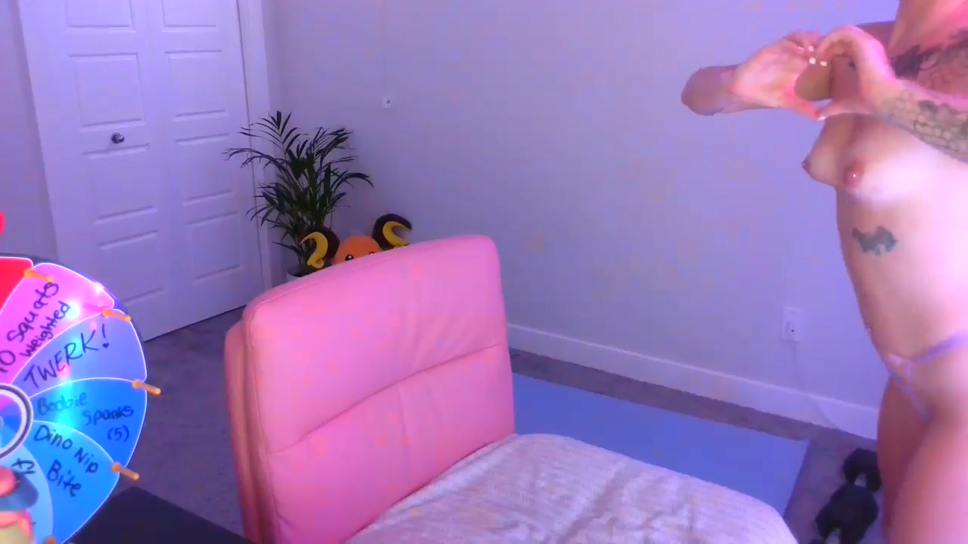 Gallery image thumbnail from puddinbunz69's myfreecams stream on, 05/16/2024, 04:30 image 4 of 20