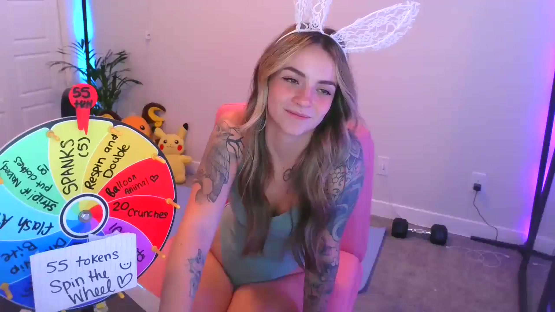 Gallery image thumbnail from puddinbunz69's myfreecams stream on, 05/17/2024, 03:46 image 16 of 20