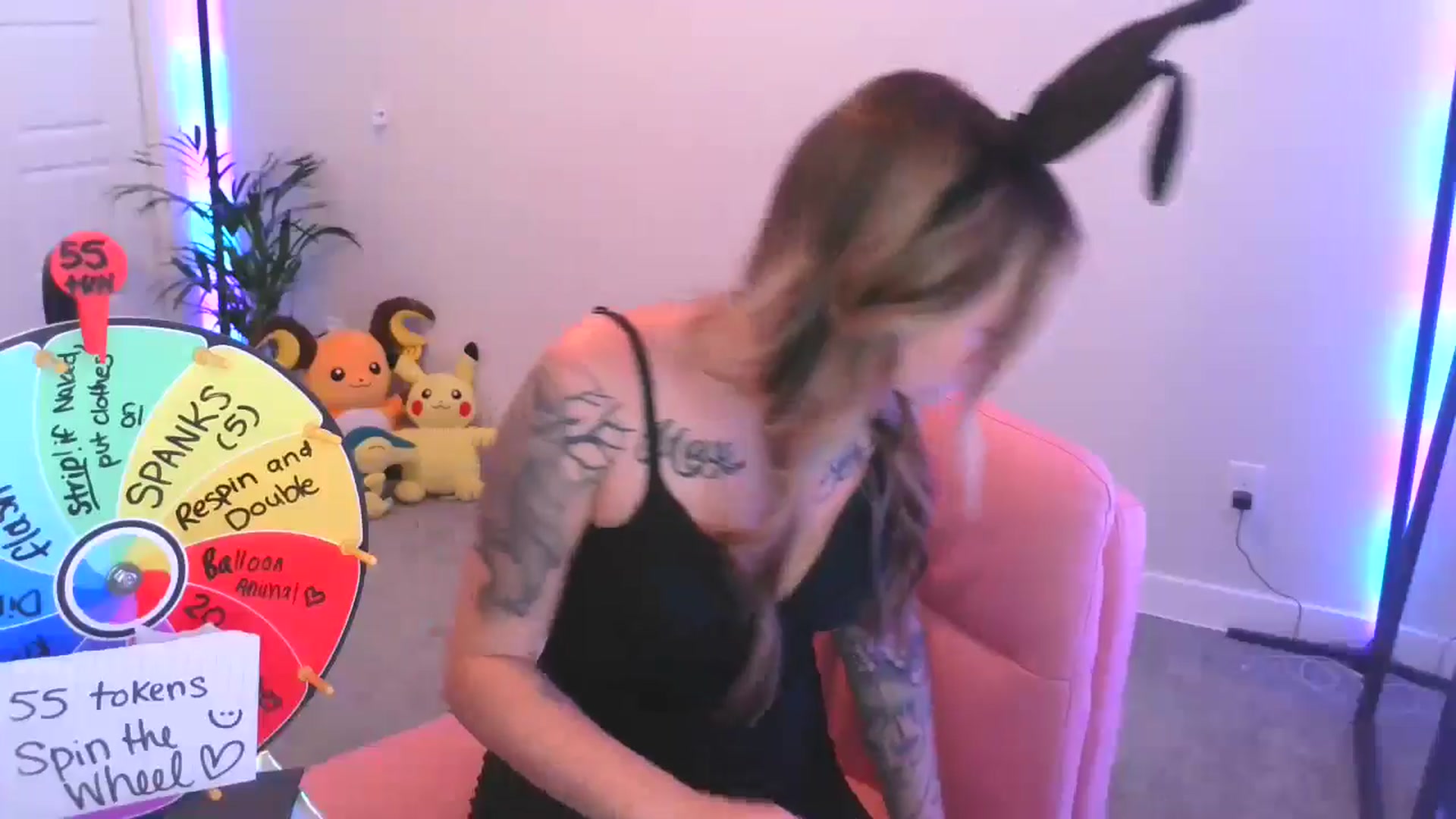 Gallery image thumbnail from puddinbunz69's myfreecams stream on, 05/18/2024, 02:42 image 9 of 20