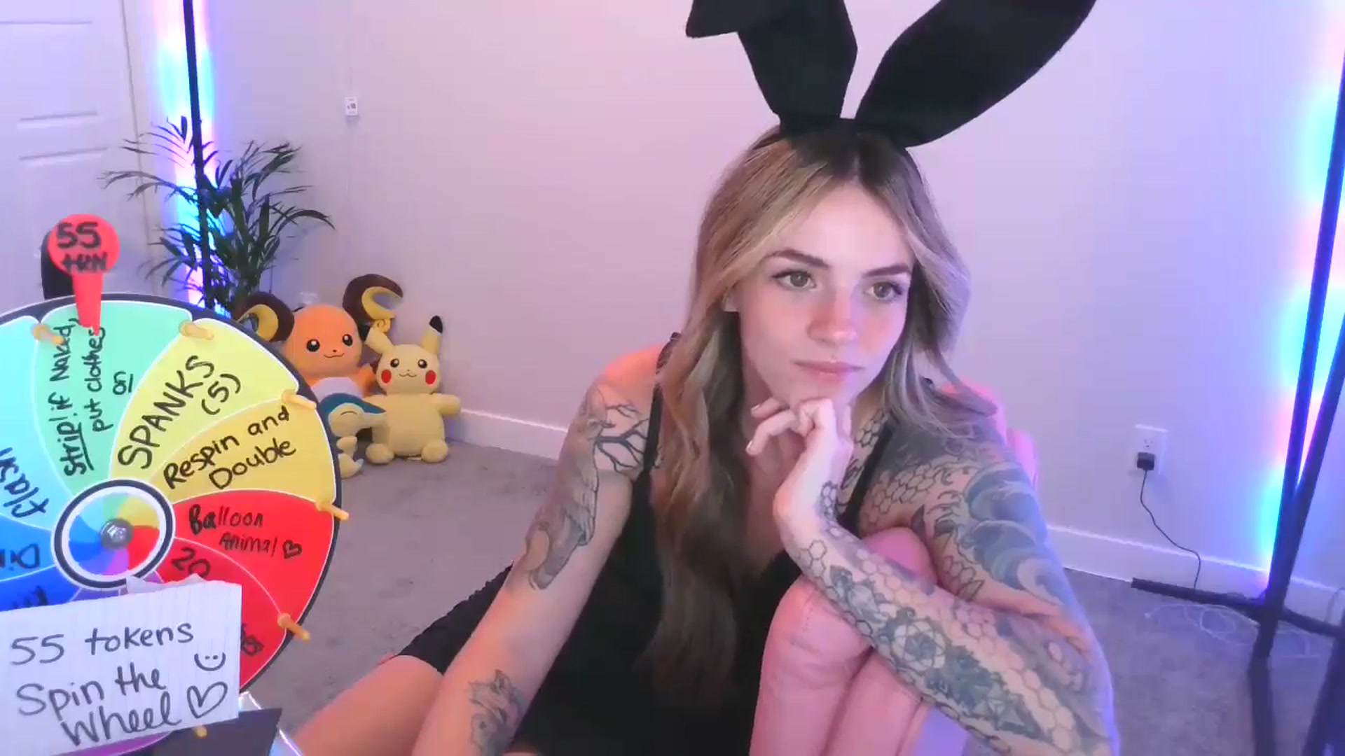 Gallery image thumbnail from puddinbunz69's myfreecams stream on, 05/18/2024, 02:42 image 10 of 20