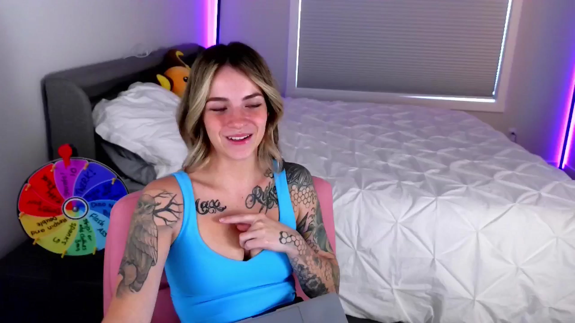Gallery image thumbnail from puddinbunz69's myfreecams stream on, 05/26/2024, 24:50 image 9 of 20