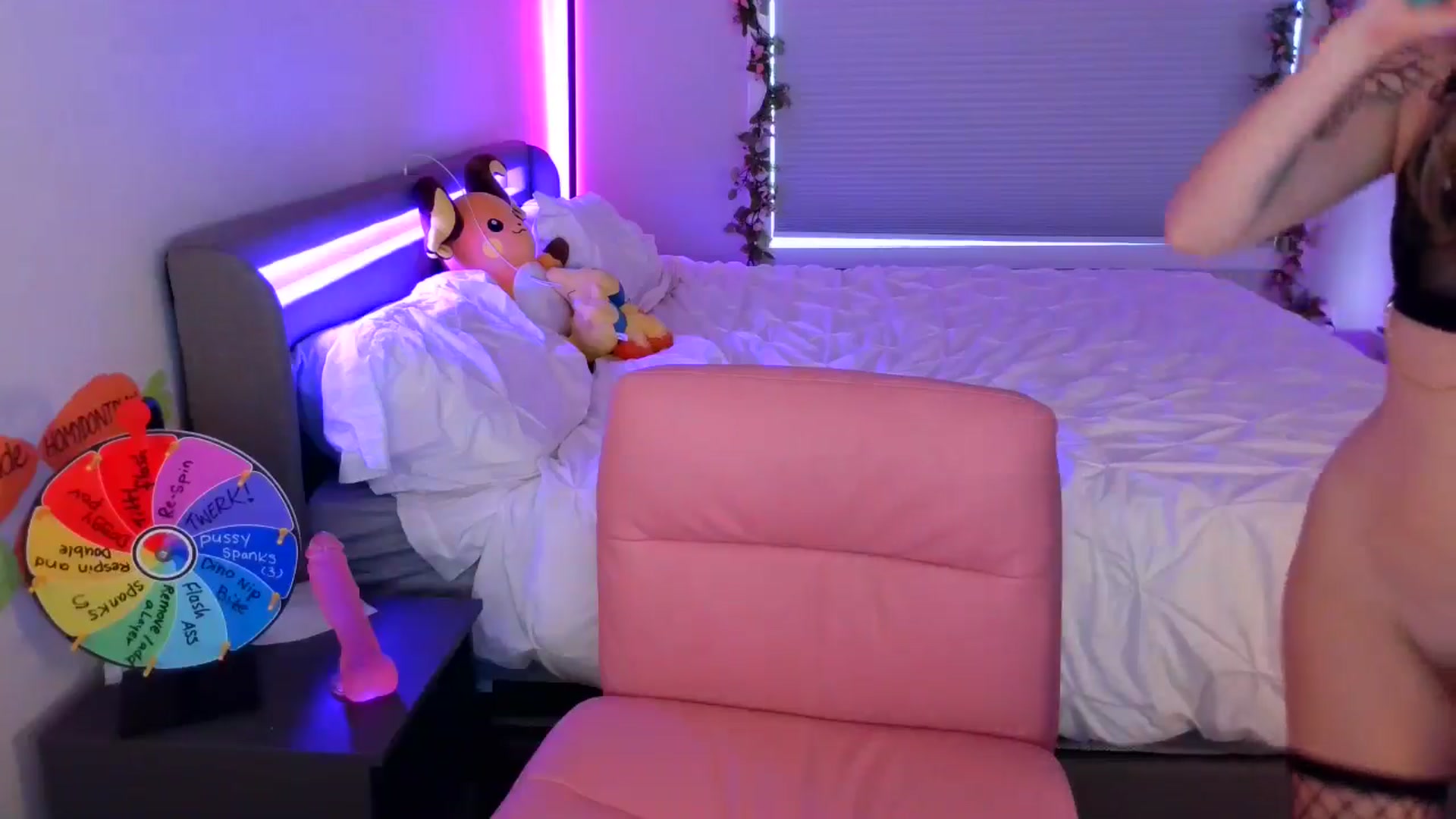 Gallery image thumbnail from puddinbunz69's myfreecams stream on, 06/02/2024, 03:27 image 9 of 20