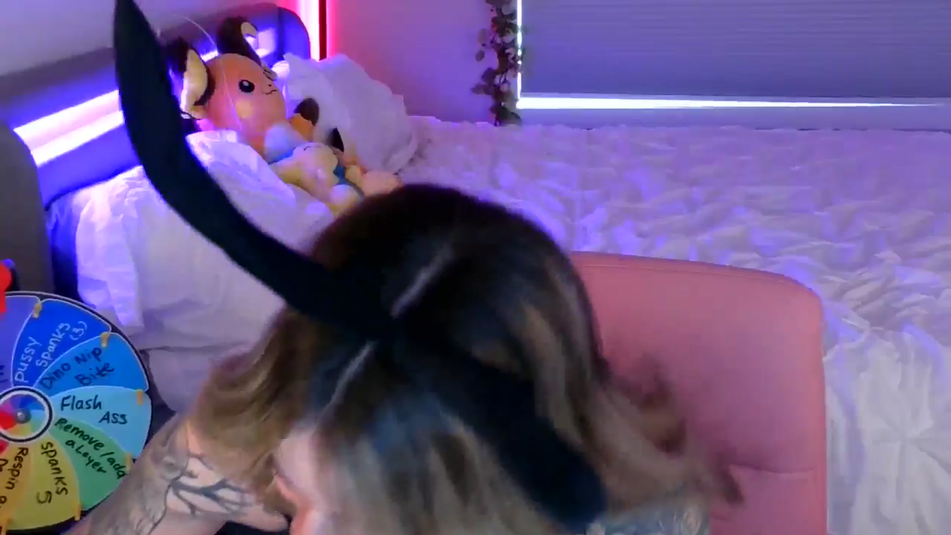Gallery image thumbnail from puddinbunz69's myfreecams stream on, 06/02/2024, 03:27 image 6 of 20