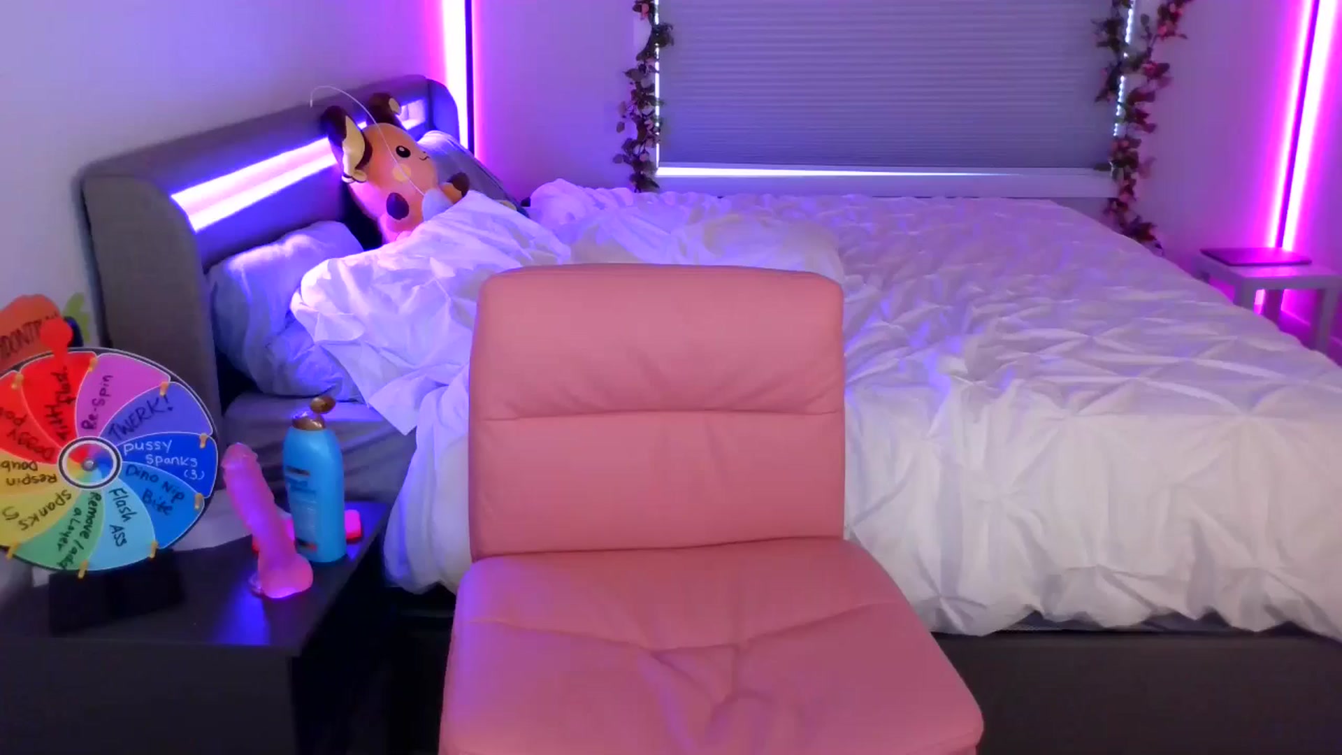 Gallery image thumbnail from puddinbunz69's myfreecams stream on, 06/02/2024, 03:27 image 15 of 20