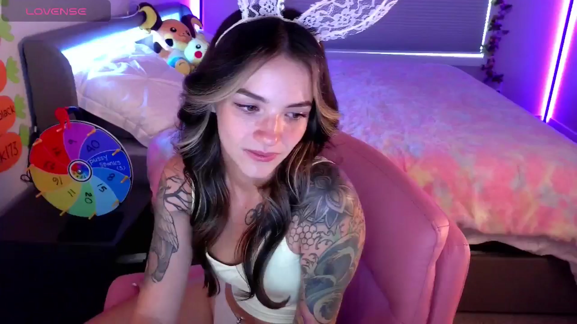Gallery image thumbnail from puddinbunz69's myfreecams stream on, 06/14/2024, 02:31 image 17 of 20