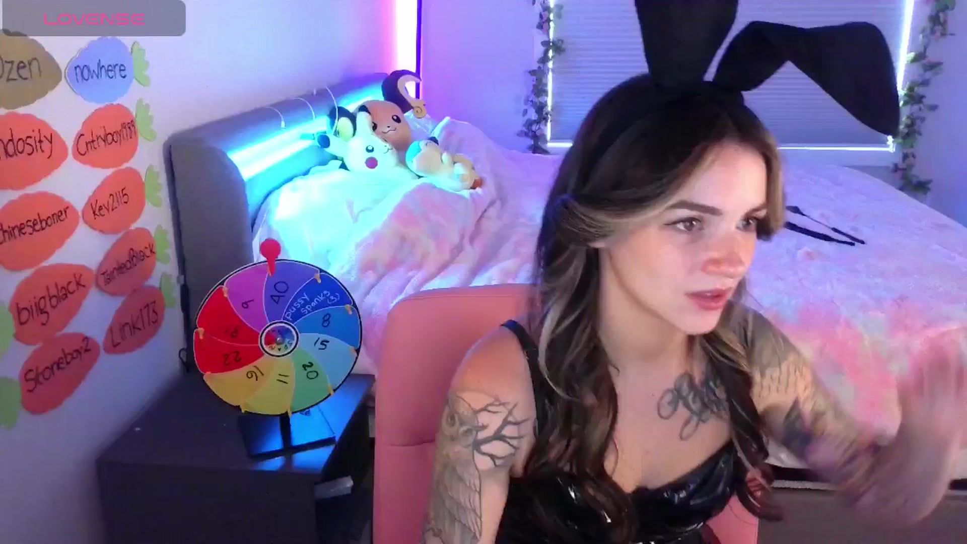 Gallery image thumbnail from puddinbunz69's myfreecams stream on, 06/15/2024, 24:47 image 2 of 20