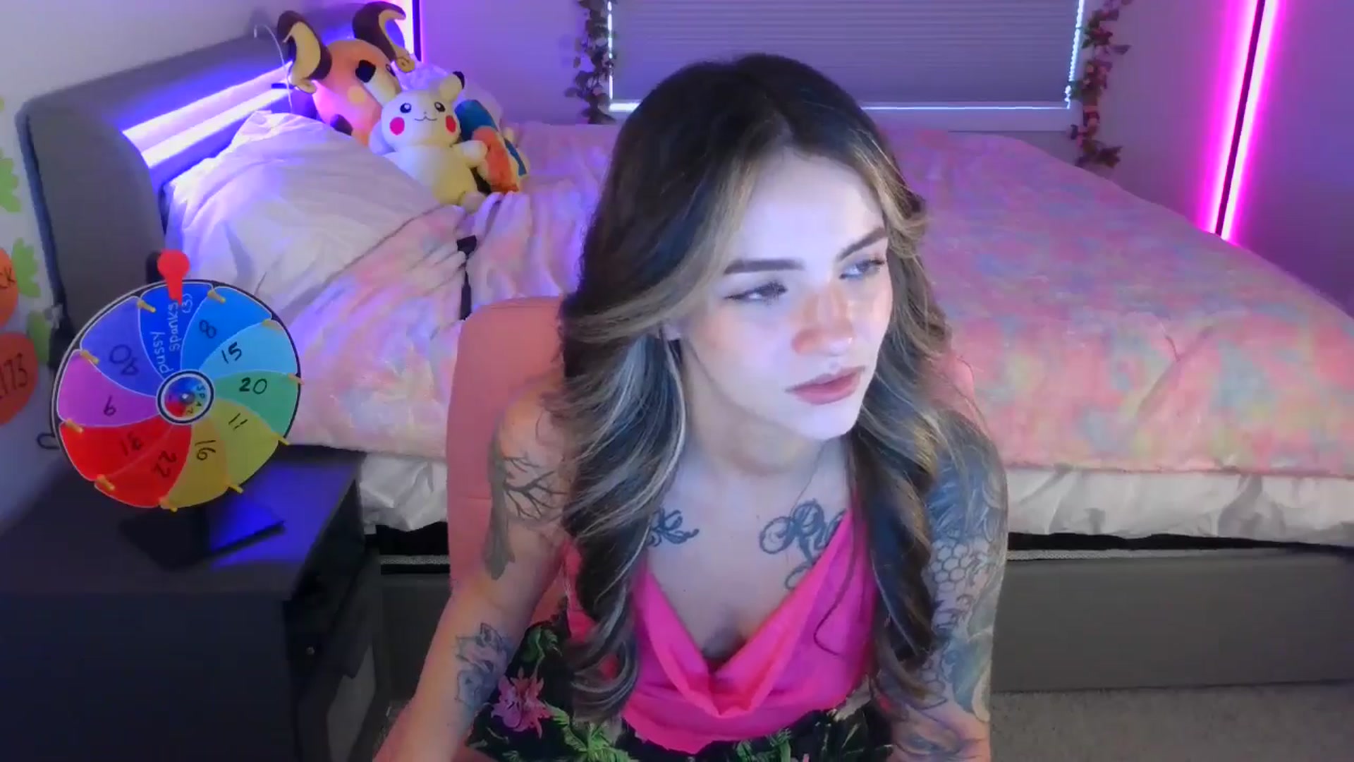 Gallery image thumbnail from puddinbunz69's myfreecams stream on, 06/18/2024, 24:00 image 15 of 20