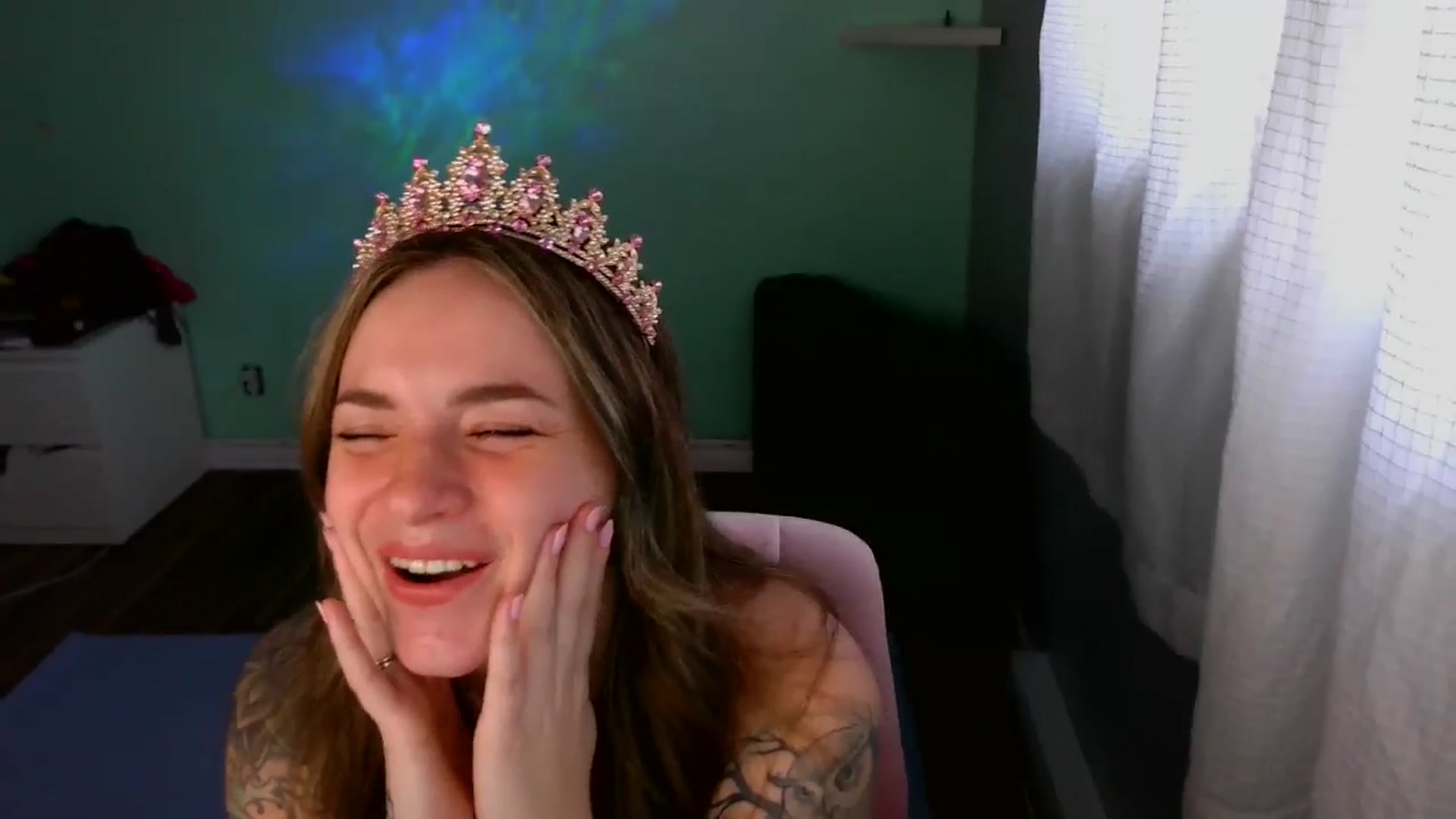 Gallery image thumbnail from puddinbunz69's myfreecams stream on, 03/29/2025, 22:32 image 12 of 20