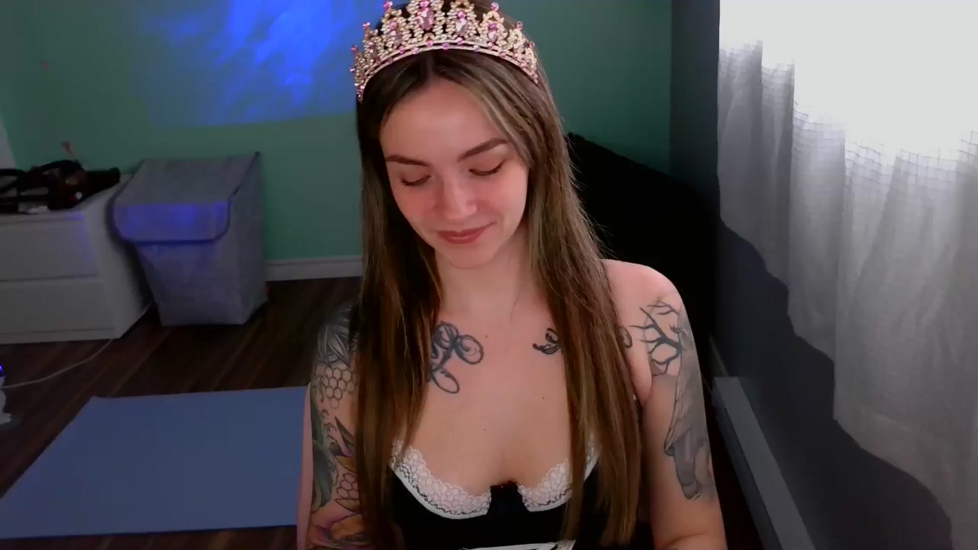 Gallery image thumbnail from puddinbunz69's myfreecams stream on, 04/01/2025, 18:20 image 9 of 20