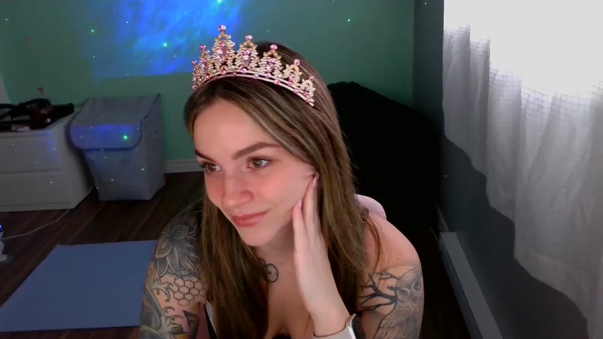 Gallery image thumbnail from puddinbunz69's myfreecams stream on, 04/01/2025, 18:20 image 6 of 20