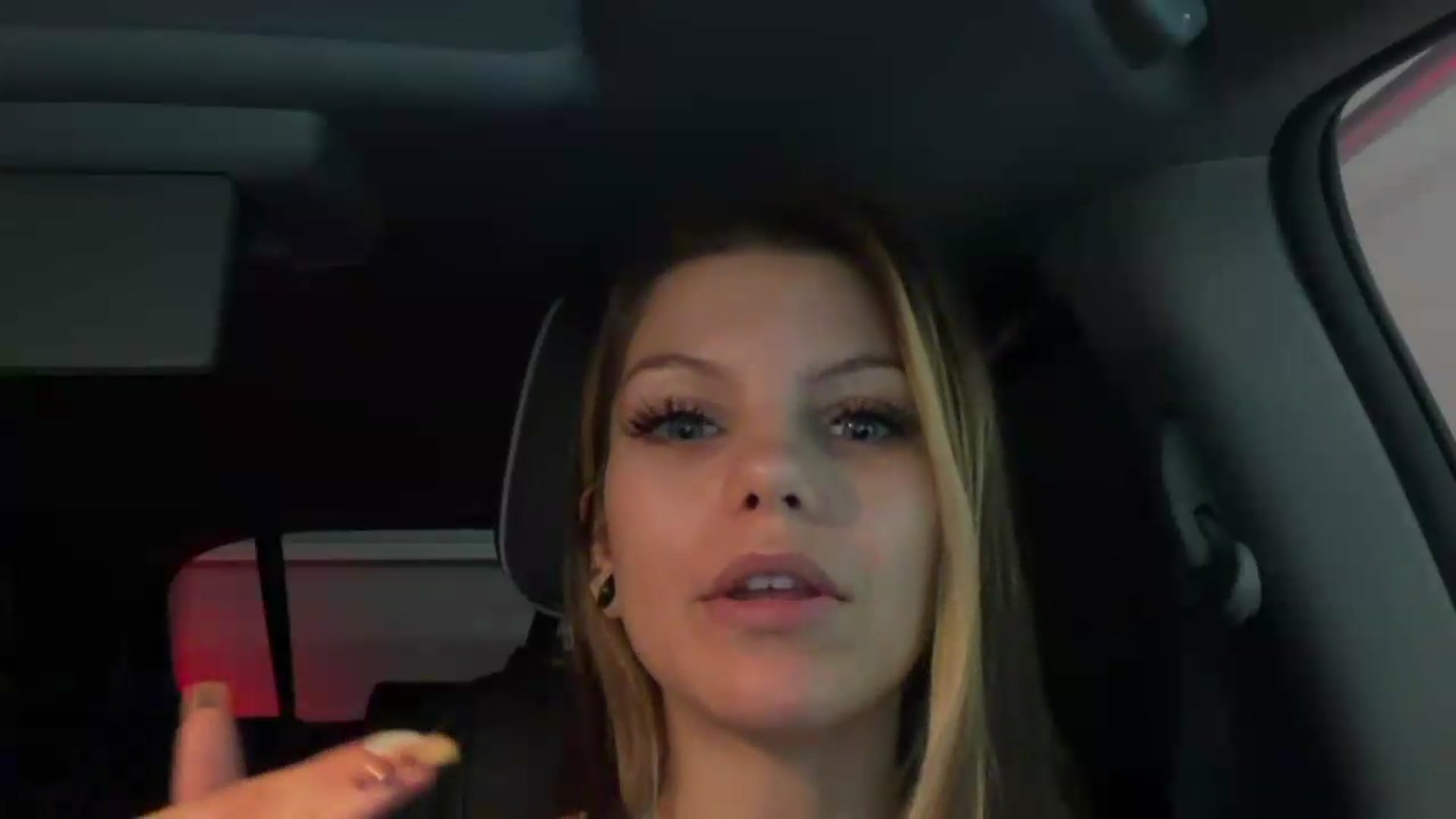 Gallery image thumbnail from punchdrunk1717's myfreecams stream on, 05/17/2026, 13:00 image 2 of 20