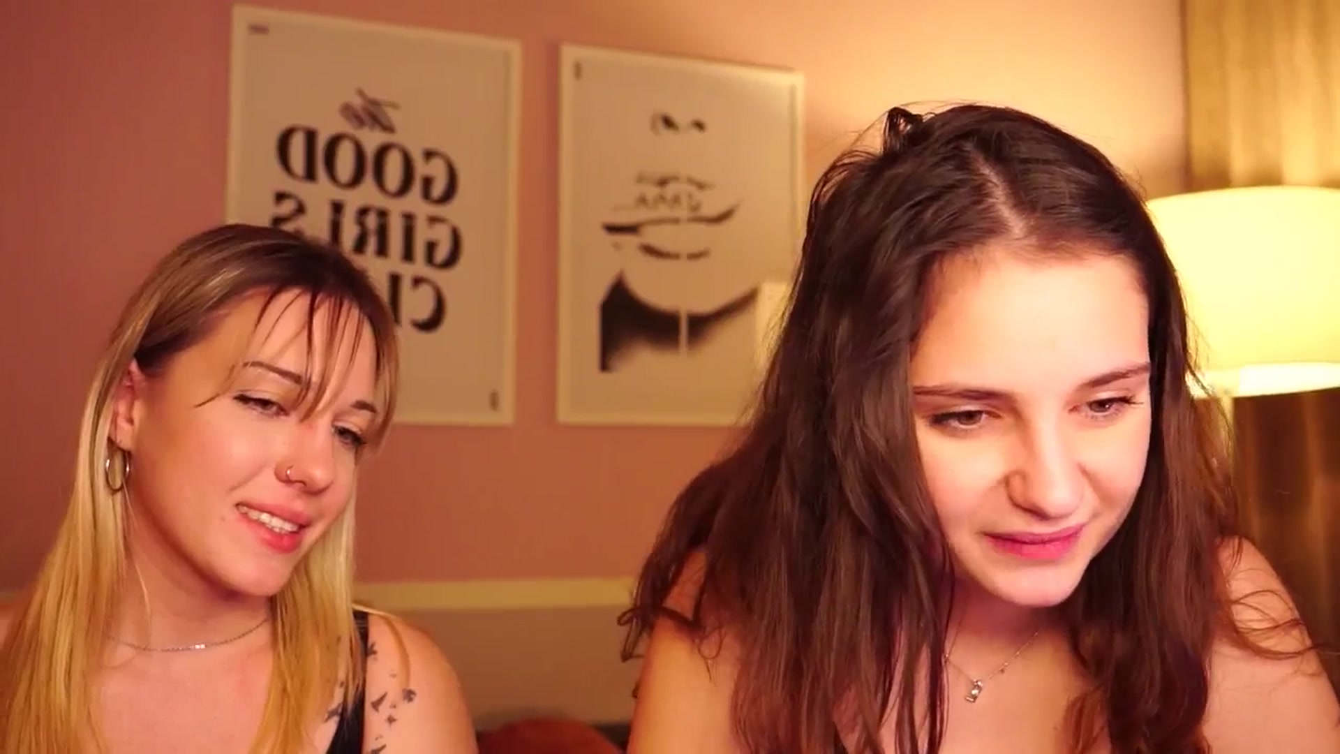 Gallery image thumbnail from purrfectduo's myfreecams stream on, 11/24/2025, 17:32 image 18 of 20